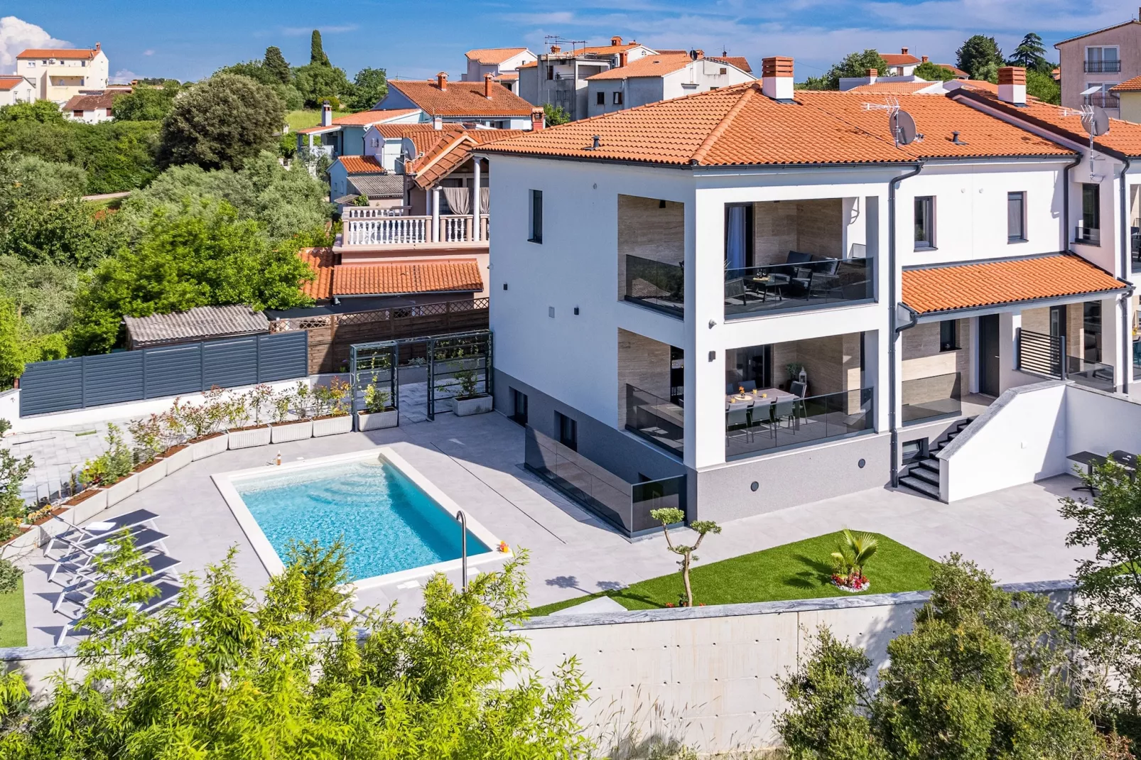 Villa Antares - Luxurious Vacation Oasis-Buitenlucht