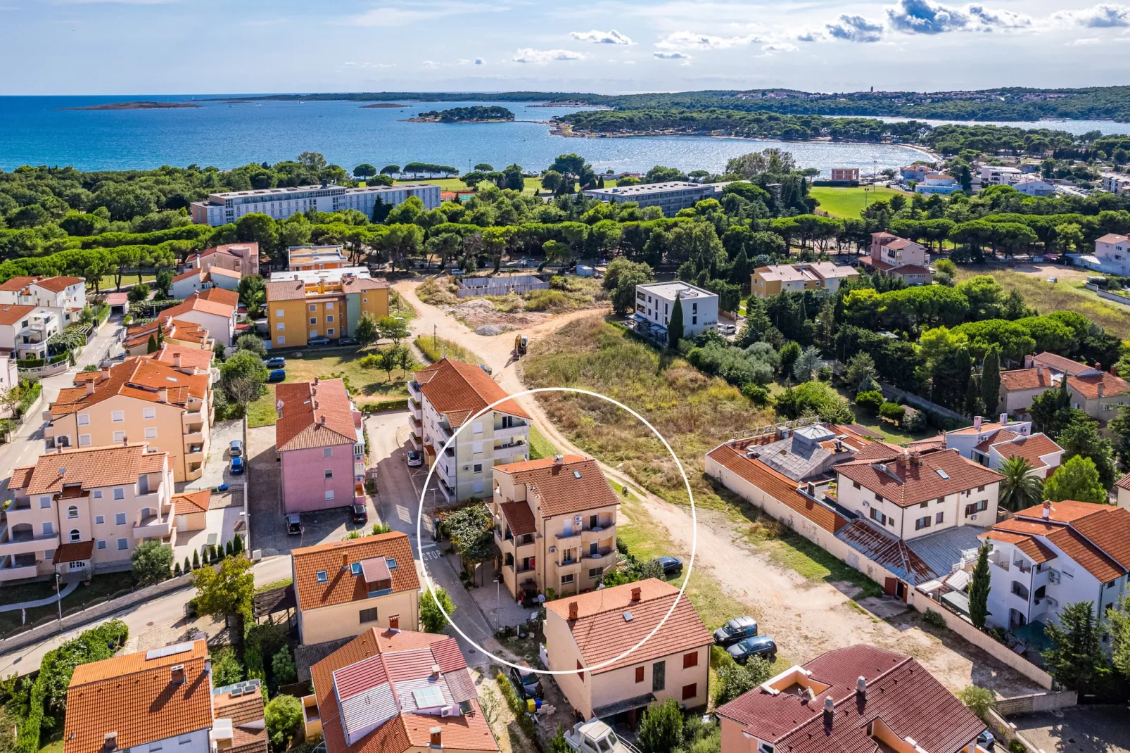Mijic Studio 3 - 250 m from the Beach-Buitenlucht