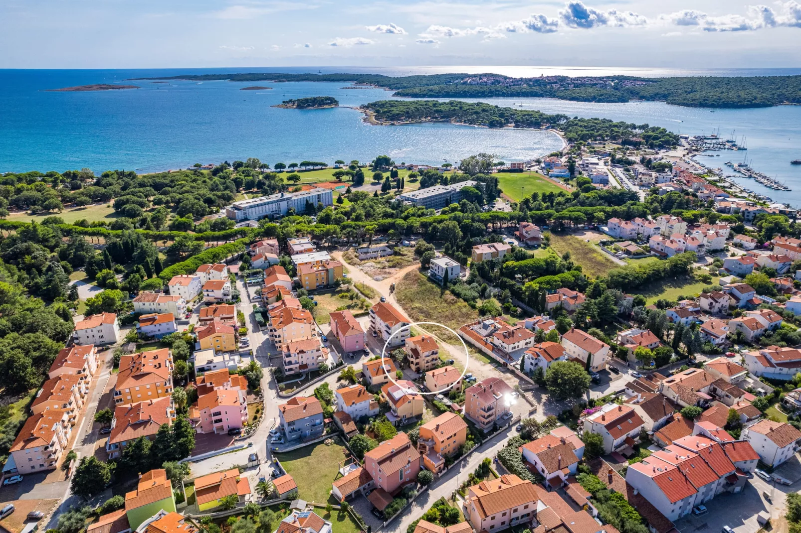 Mijic Studio 3 - 250 m from the Beach-Buitenlucht