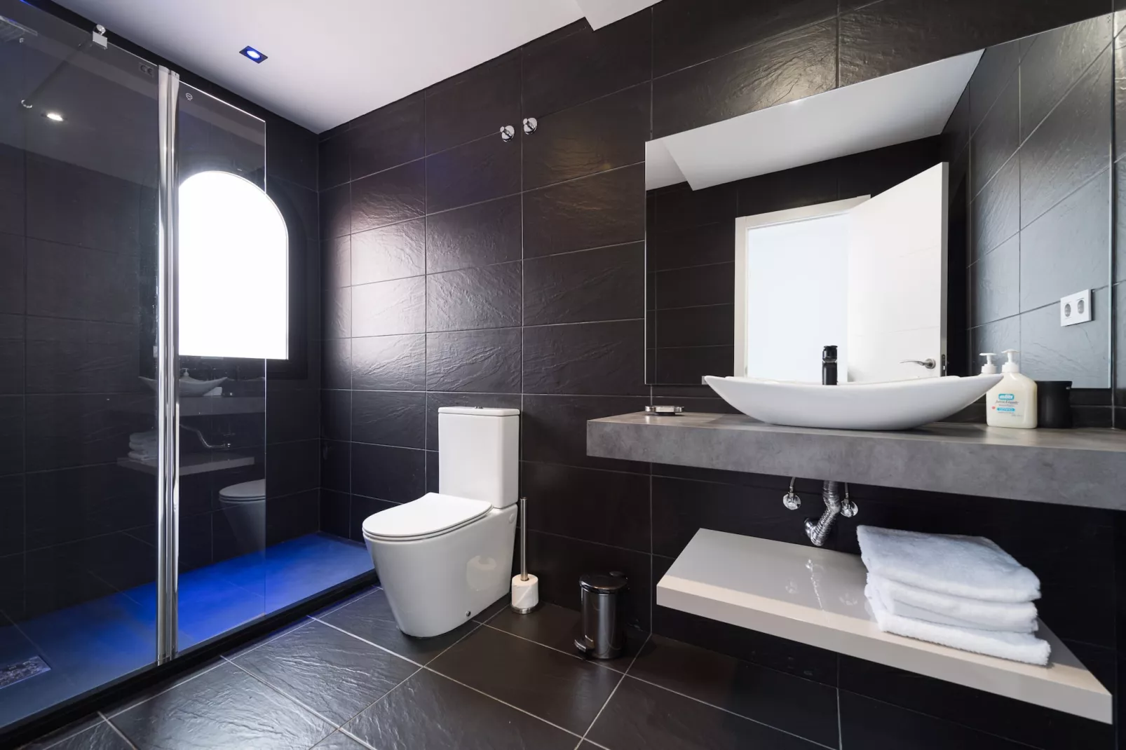 Meloneras private pool-Badkamer