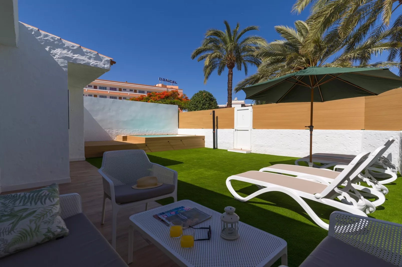 PENKY SUMMER-Terras