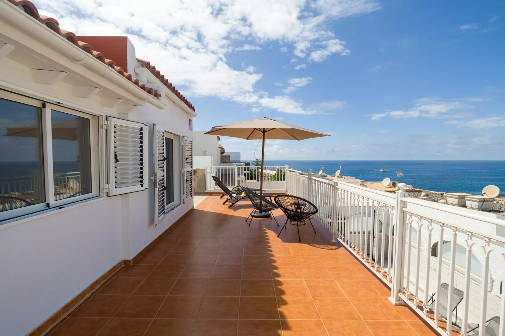SUNSET HOUSE LOS CAIDEROS-Terras