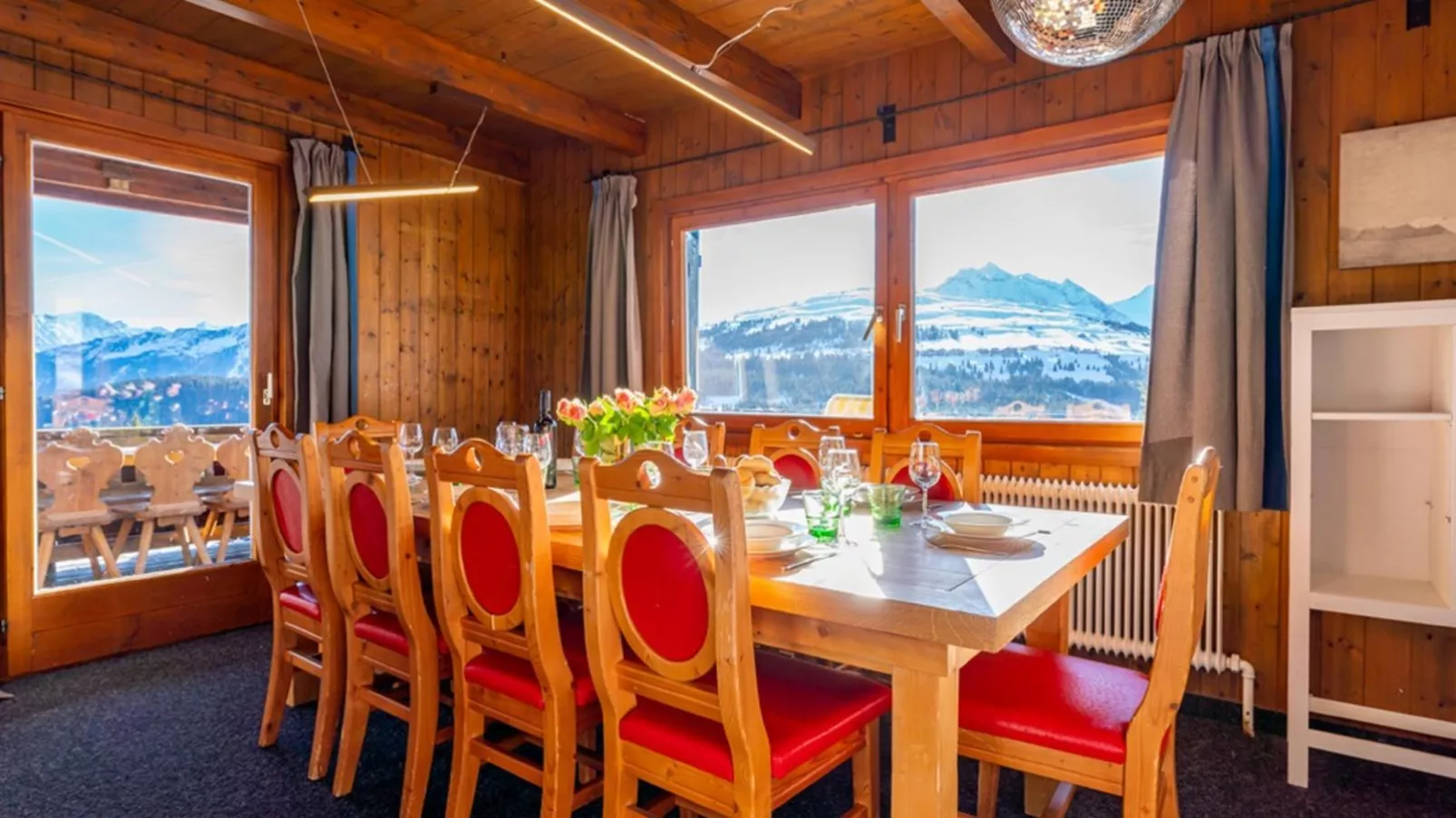 Chalet H Königsleiten-Eetkamer