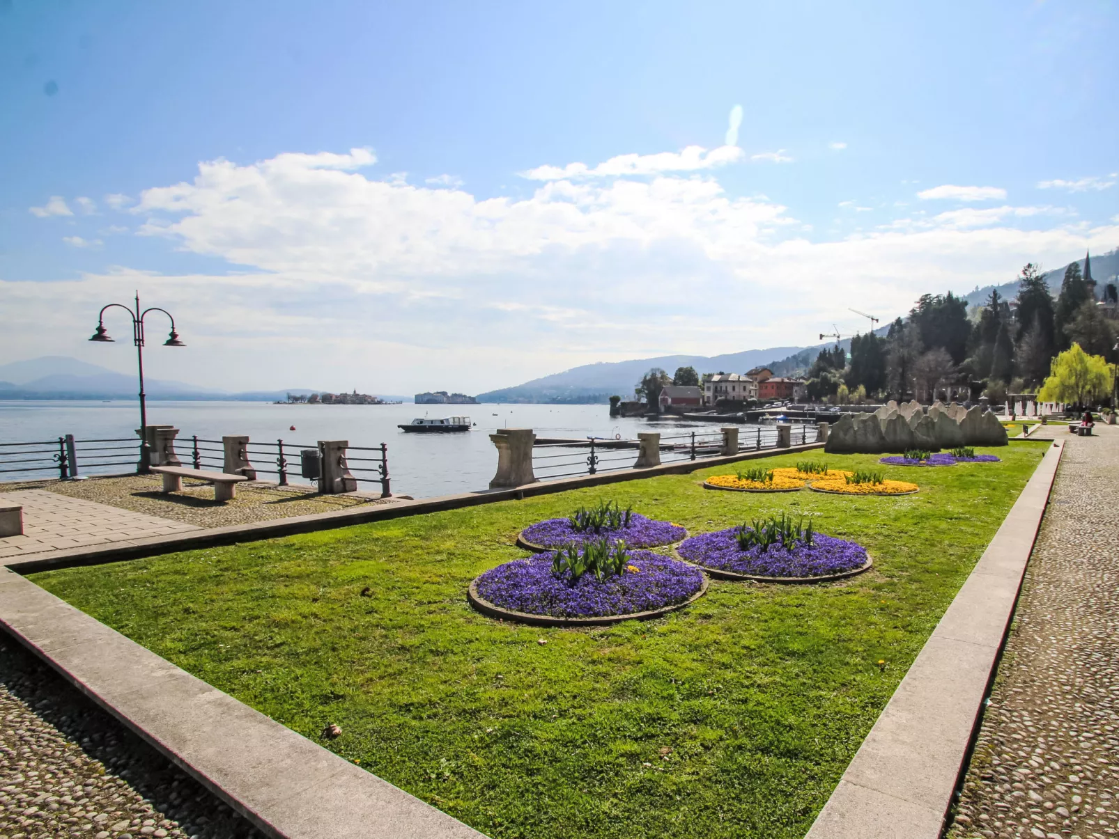 Charming Lake-Omgeving