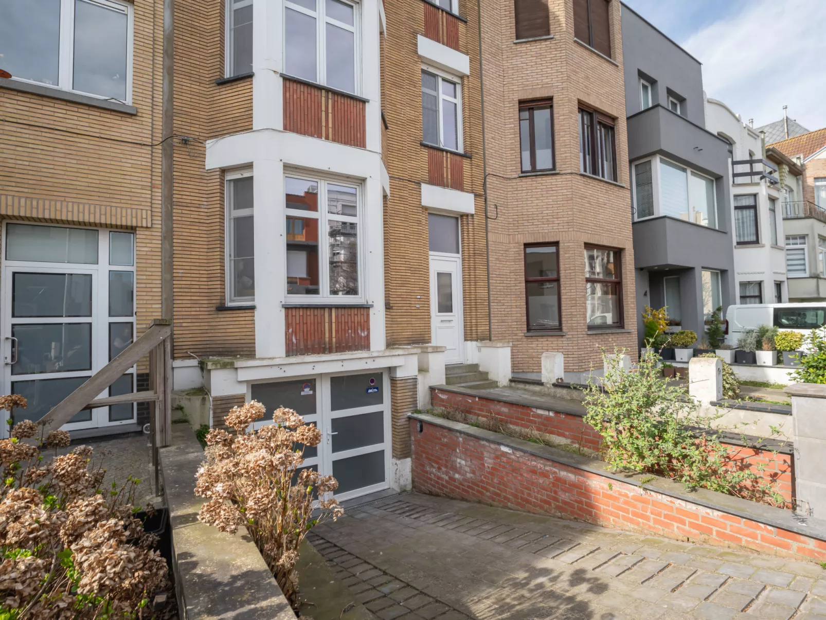Les Citrinelles with parking-Buiten