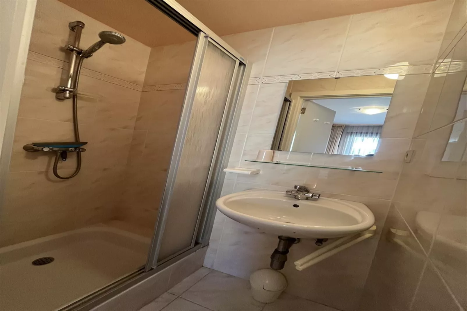 Residence Ramses-44-Badkamer