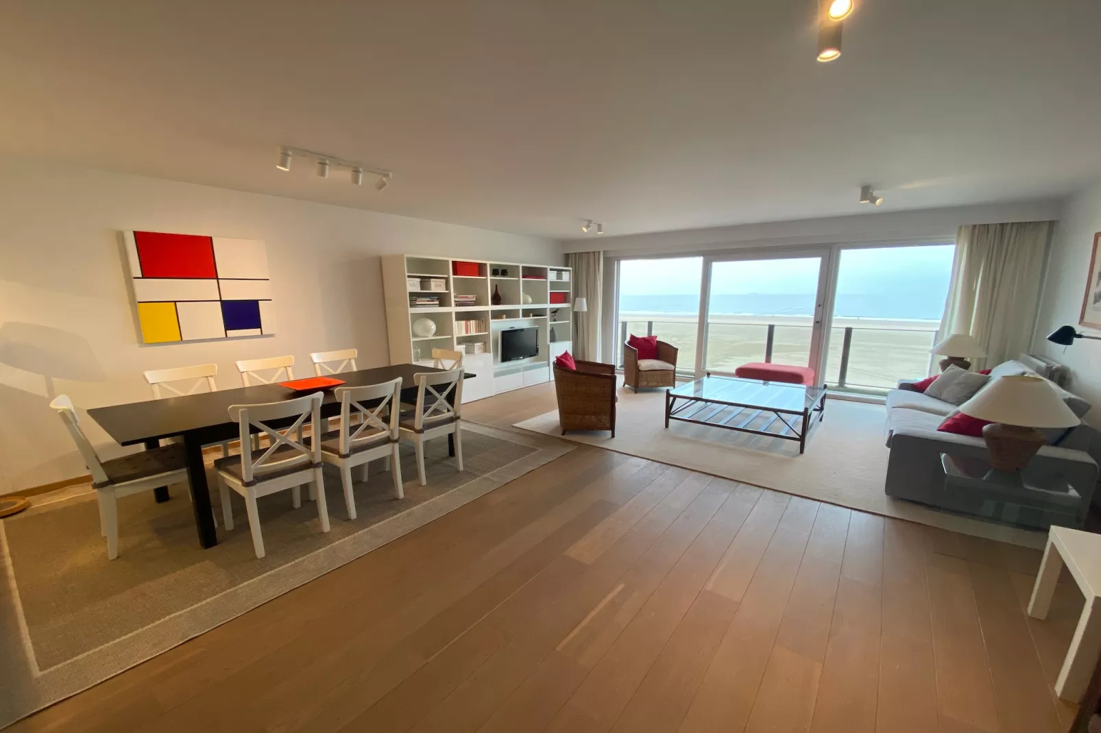 Residence Palm Beach-4D-Eetkamer