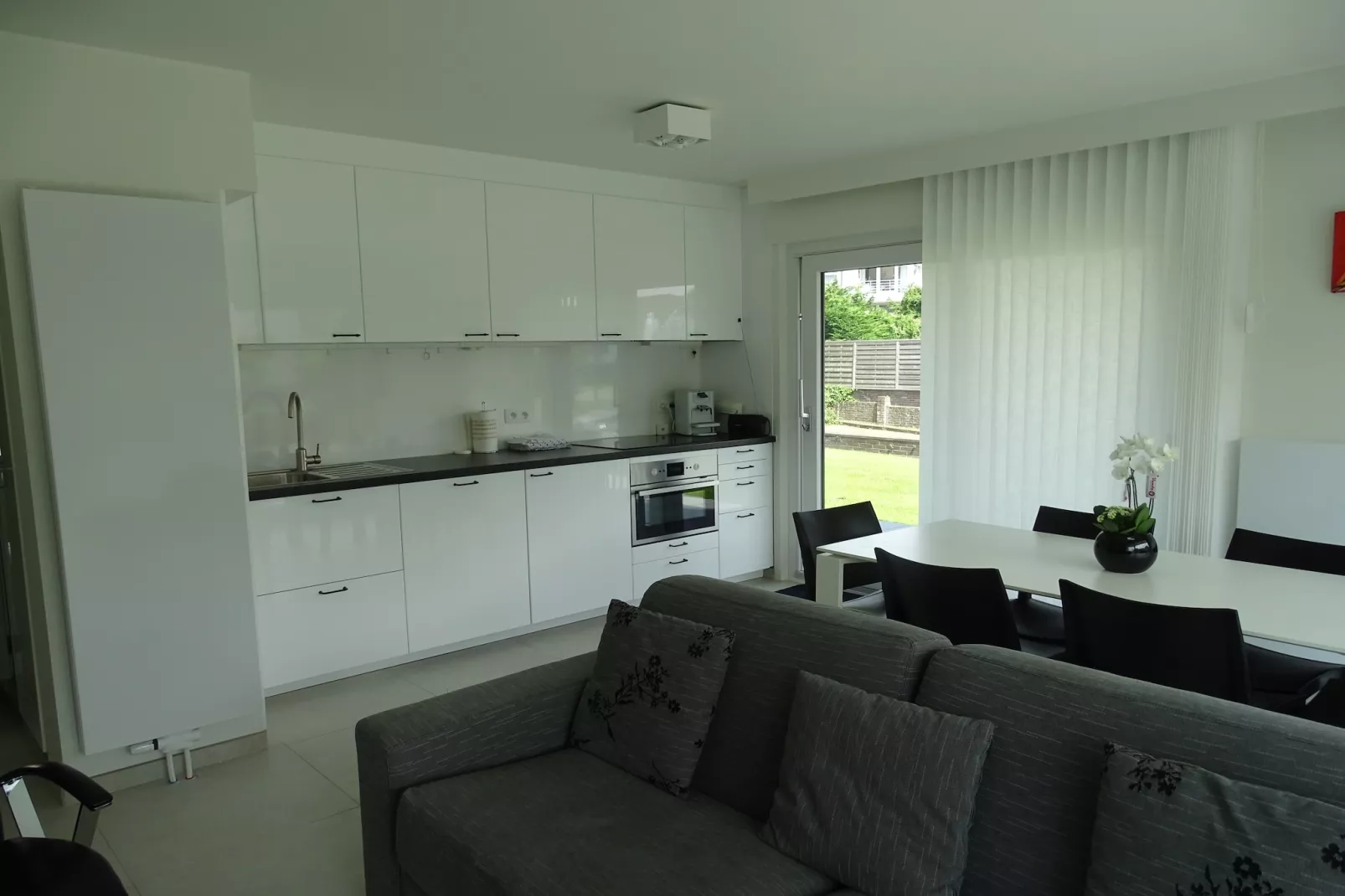 Residence Normandy-02-Keuken
