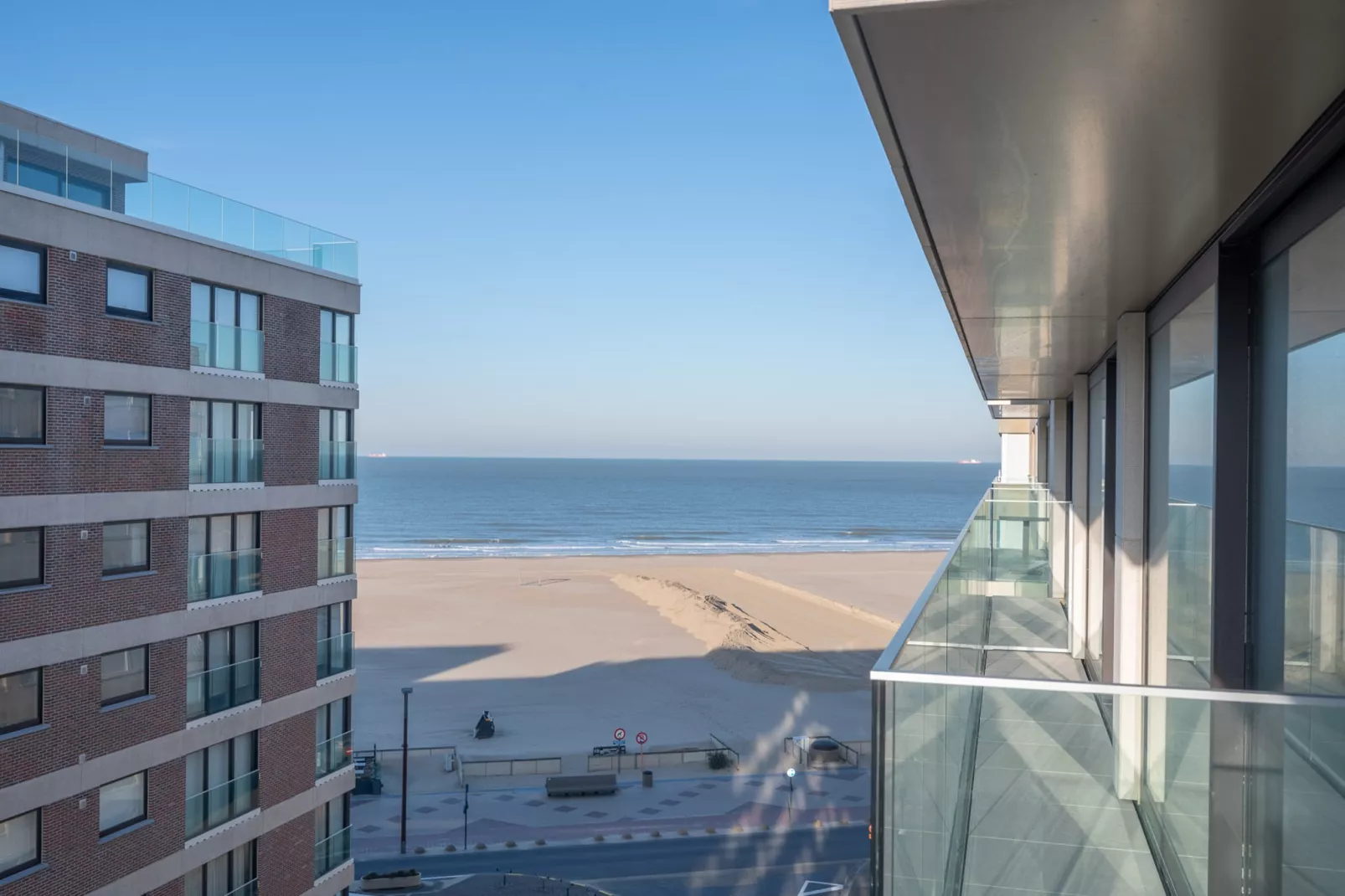 Residence SEA SWALLOW-61-Uitzicht zomer