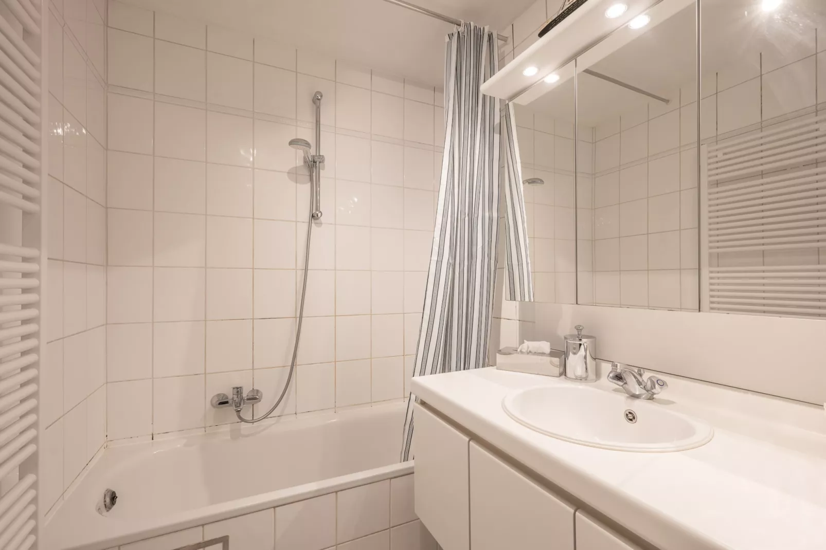 Residence Digue-22-Badkamer