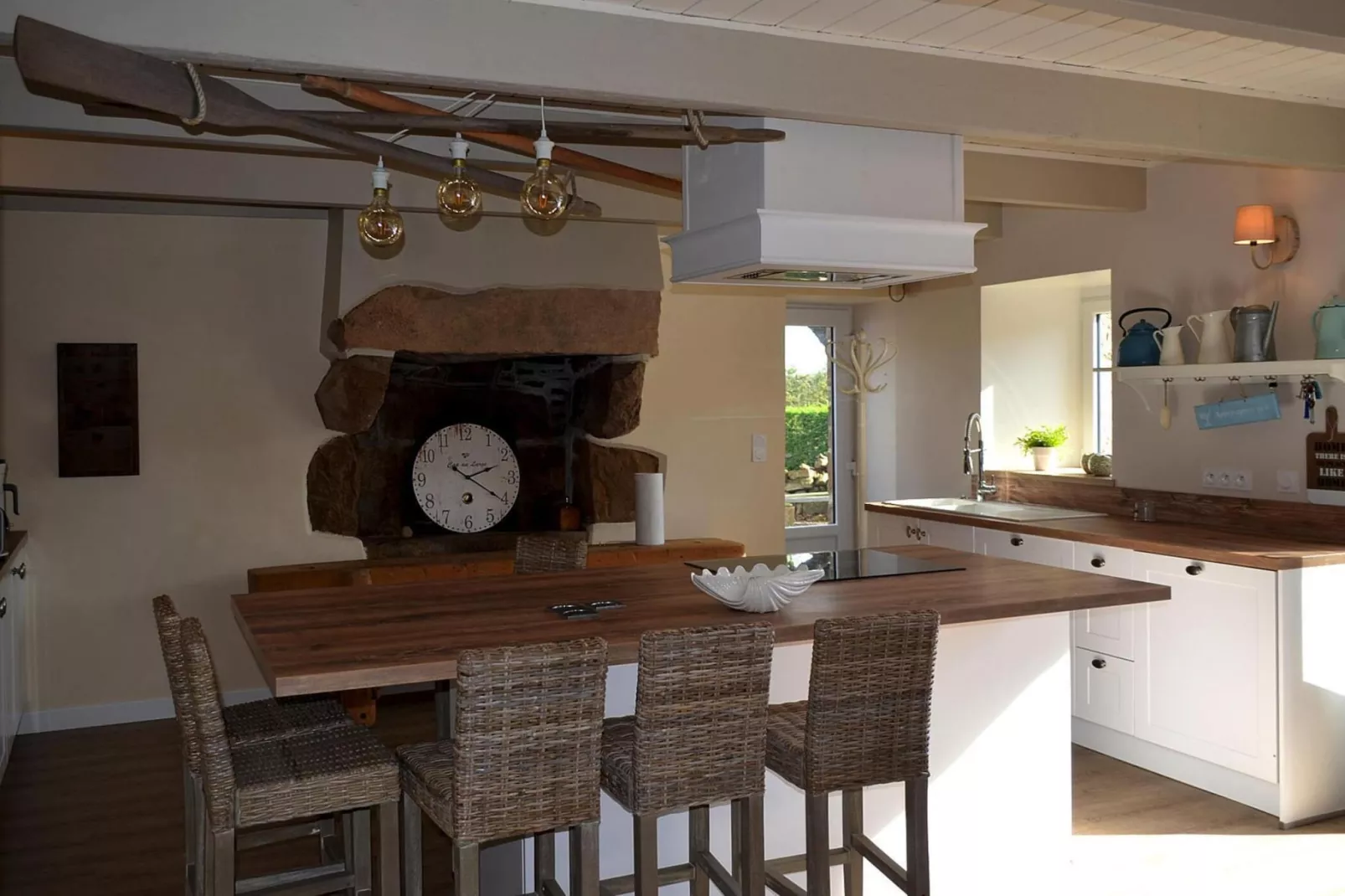 Holiday home Plougasnou-Eetkamer