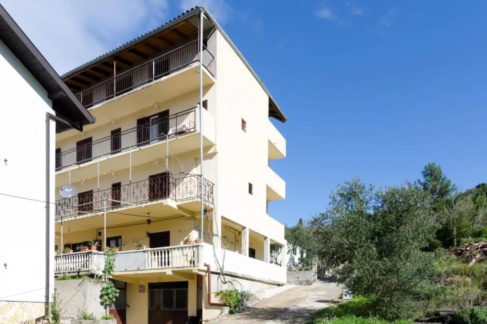 Apartments Dalmatin Žuljana - Studio Apartment 3-Buitenkant zomer