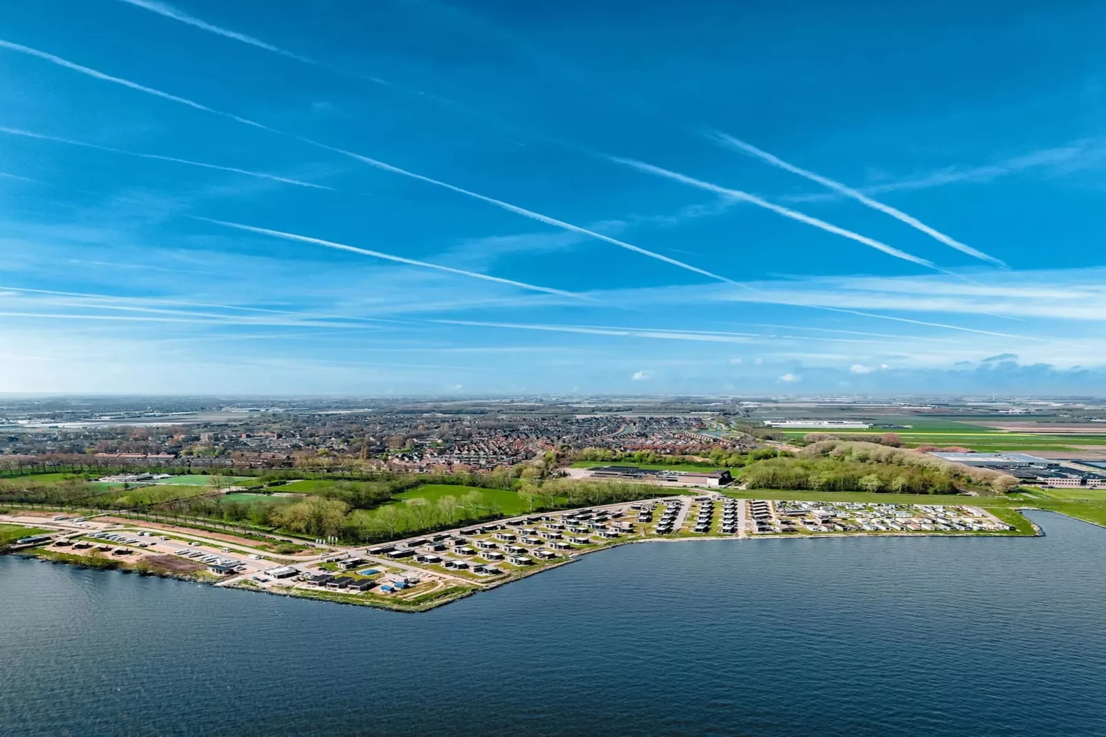 Resort Enkhuizer Strand 6-Buitenkant zomer