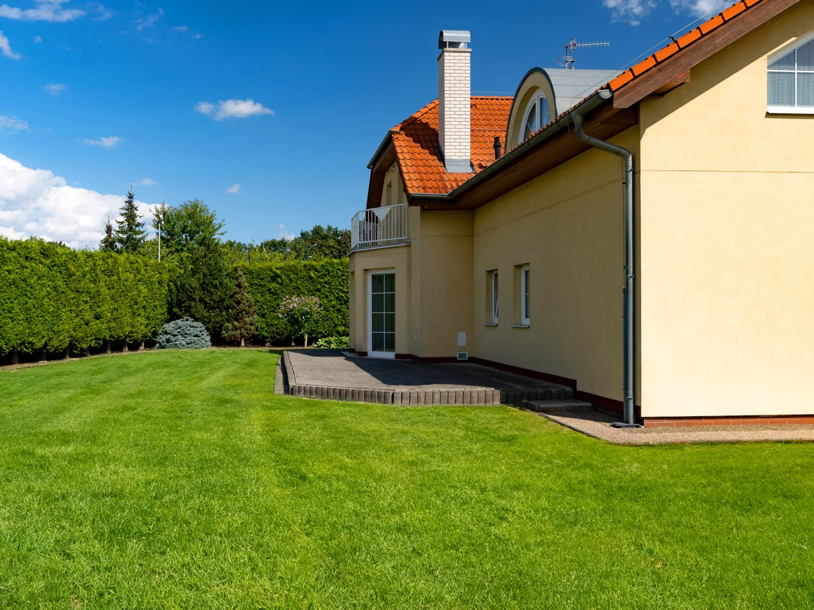Garden & Terrace Villa-Buiten