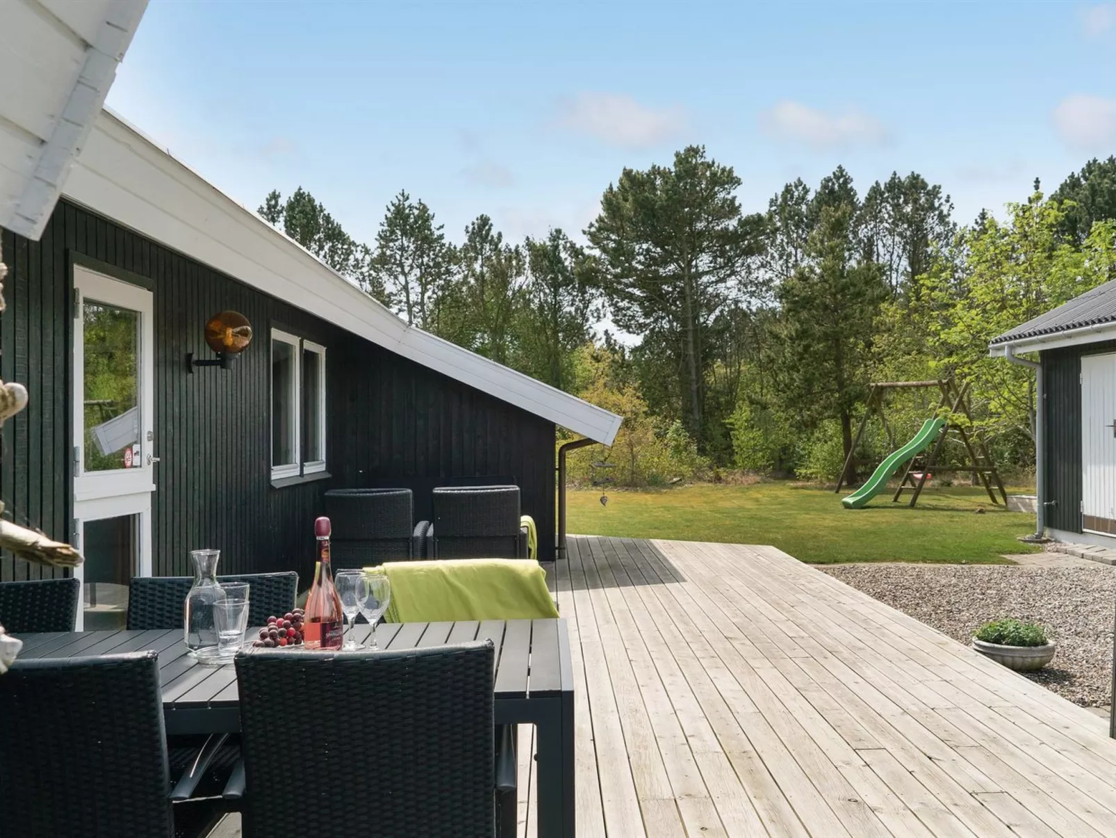"Onni" - 2.3km from the sea-Buiten