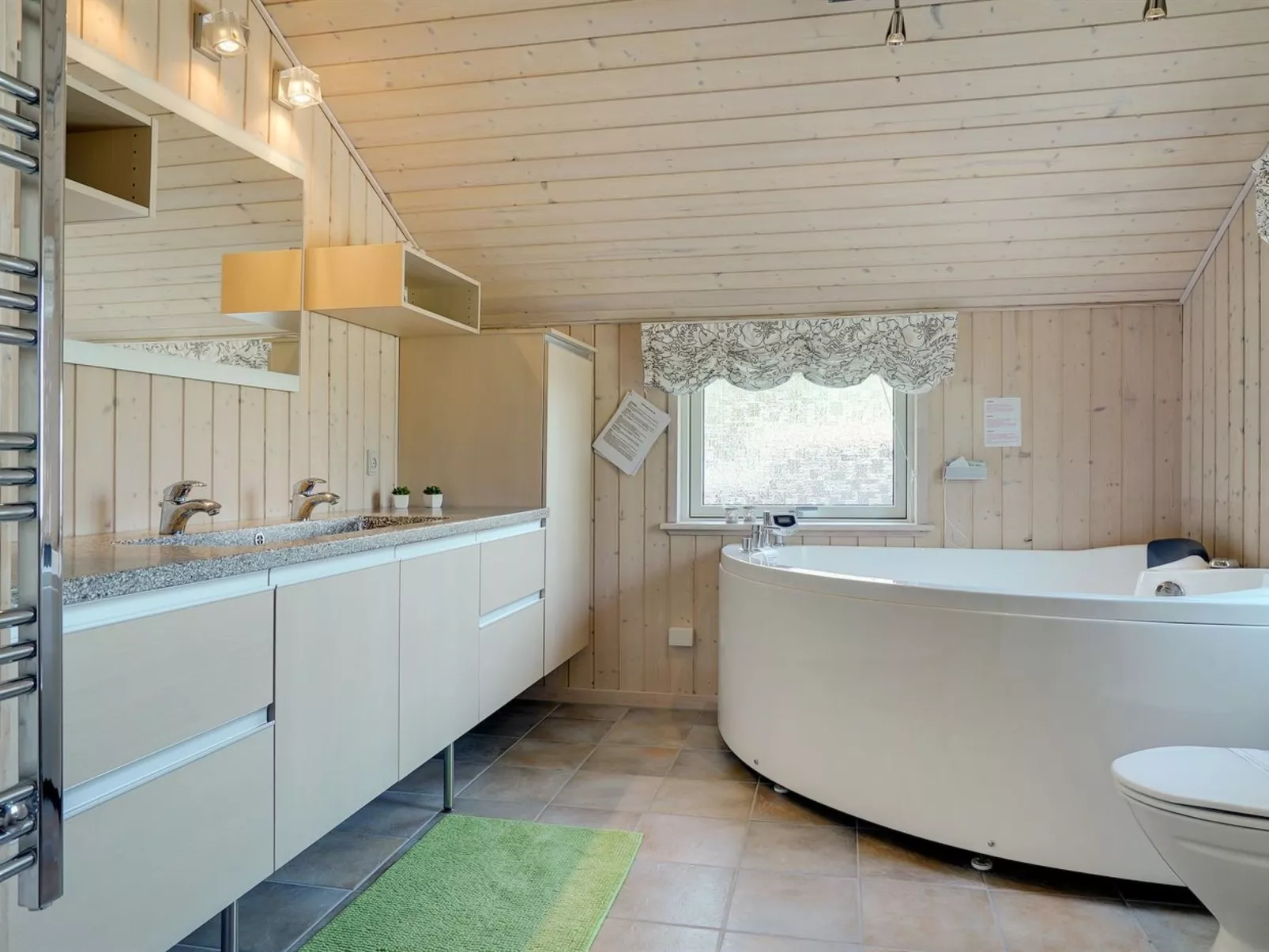 "Onni" - 2.3km from the sea-Binnen