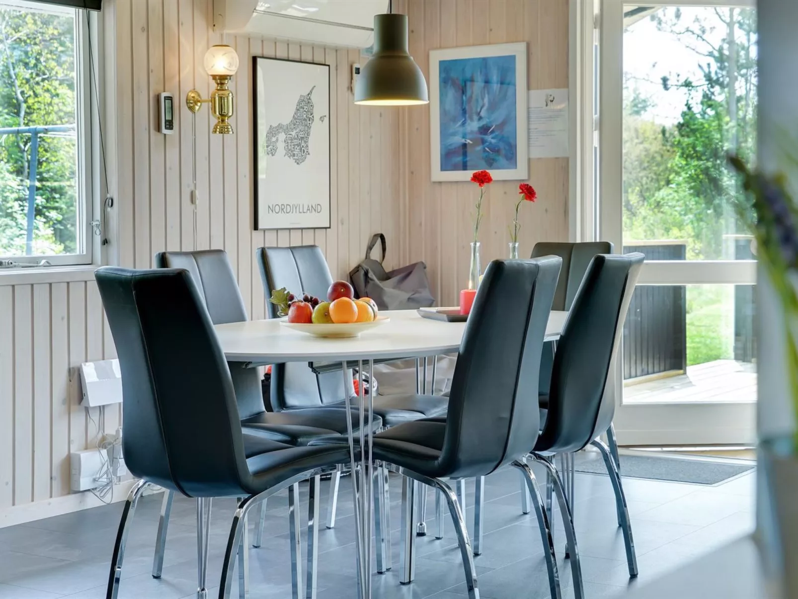 "Onni" - 2.3km from the sea-Binnen