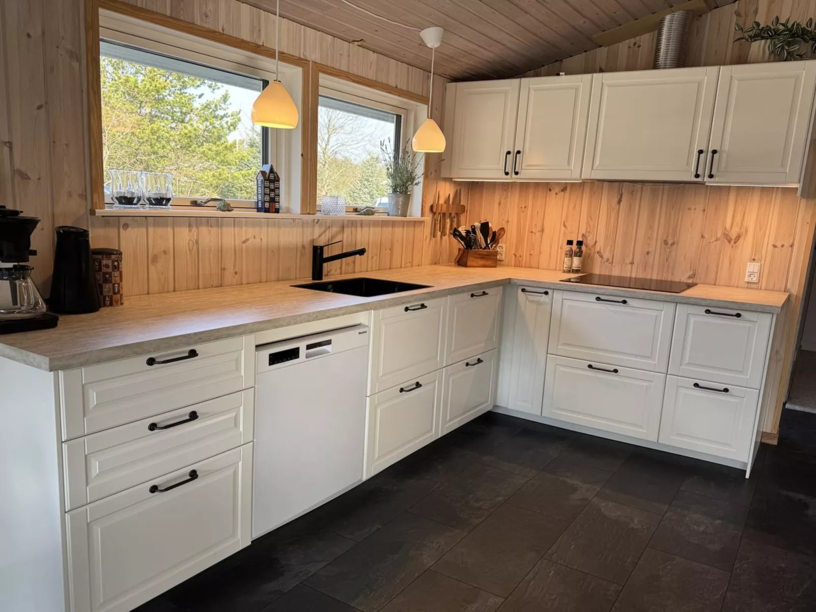 "Onni" - 2.3km from the sea-Binnen