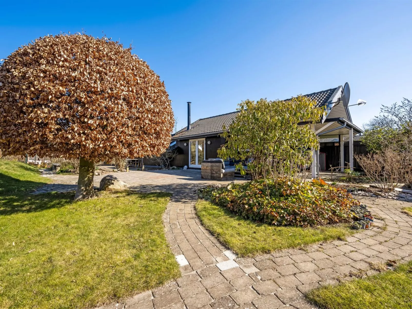 "Hughe" - 1.3km from the sea-Buiten