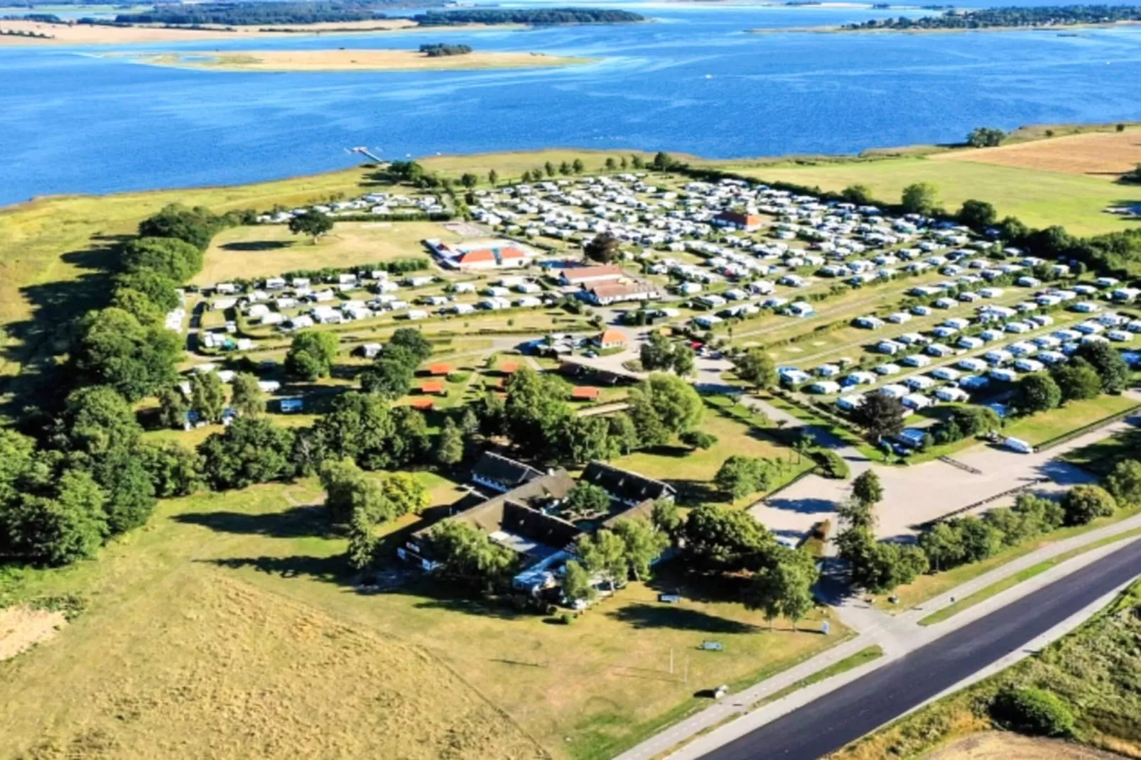 Fjordhytte uden udsigt-Niet-getagd