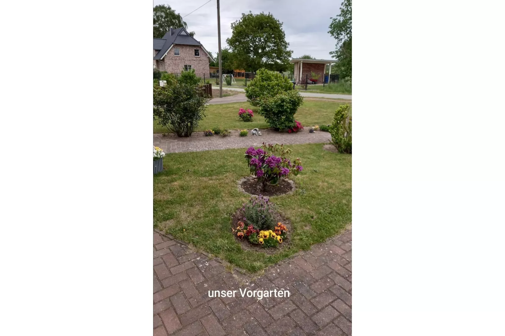 Schönes Ferienhaus in Alt Bukow-Tuinen zomer