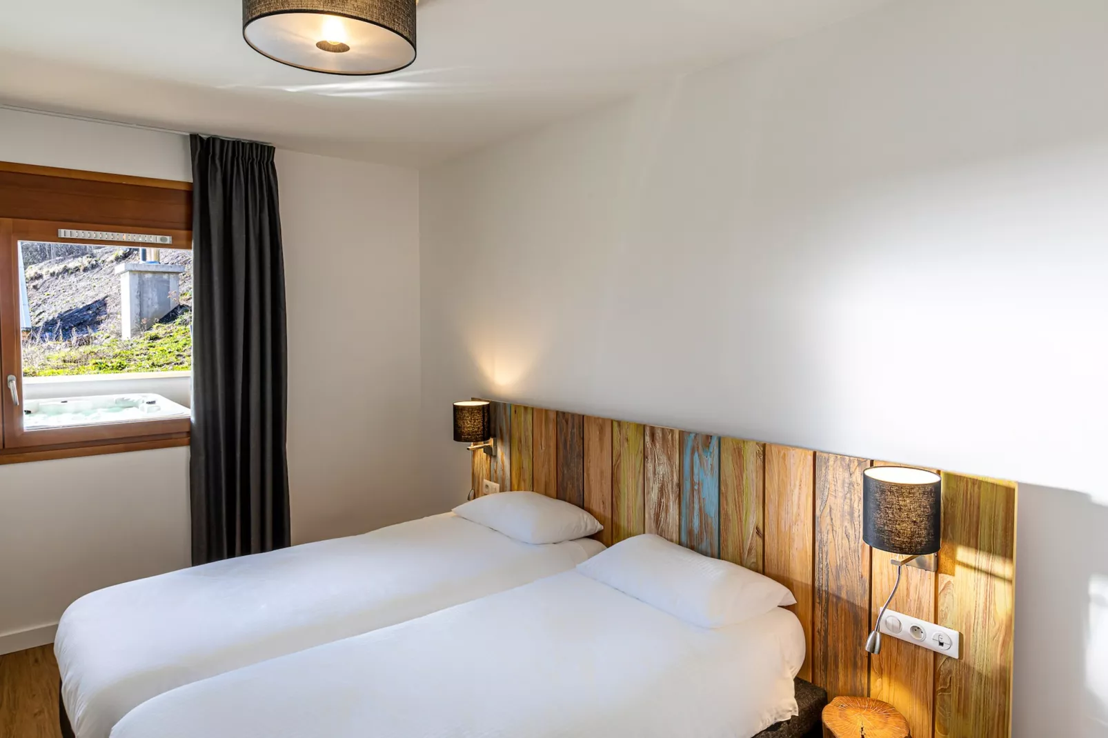 App. 8p. jacuzzi-Niet-getagd
