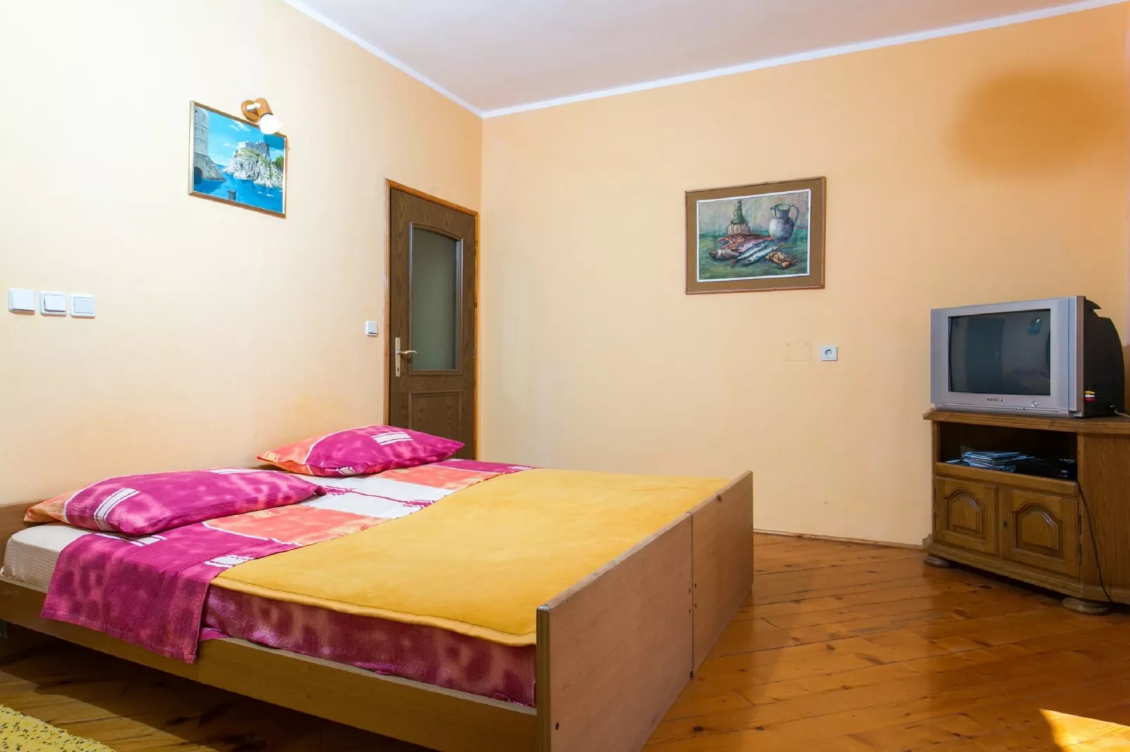 Apartments Neve - Two-Bedroom Apartment with Balcony and Sea View-Slaapkamer