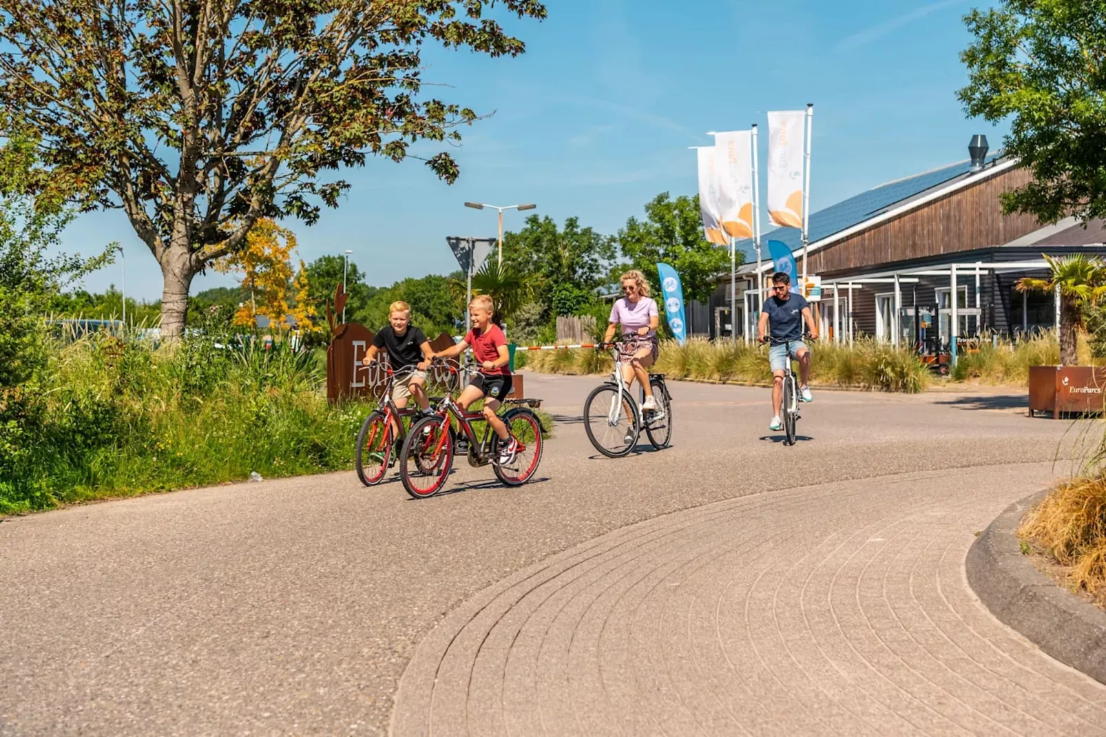 Resort Poort van Zeeland 1-Parkfaciliteiten