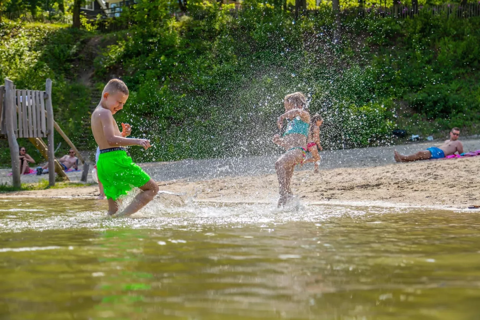 Resort Maasduinen 13-Gebieden zomer 1km