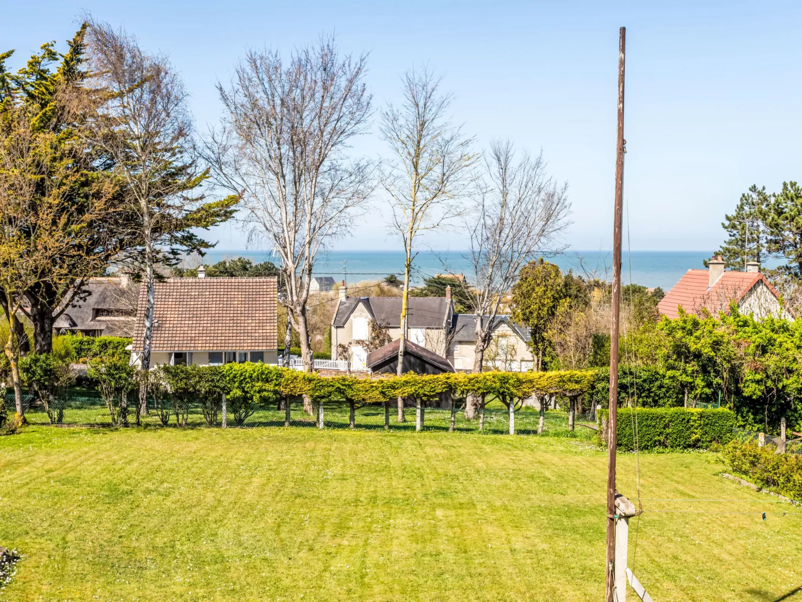 La maison du phare-Buiten