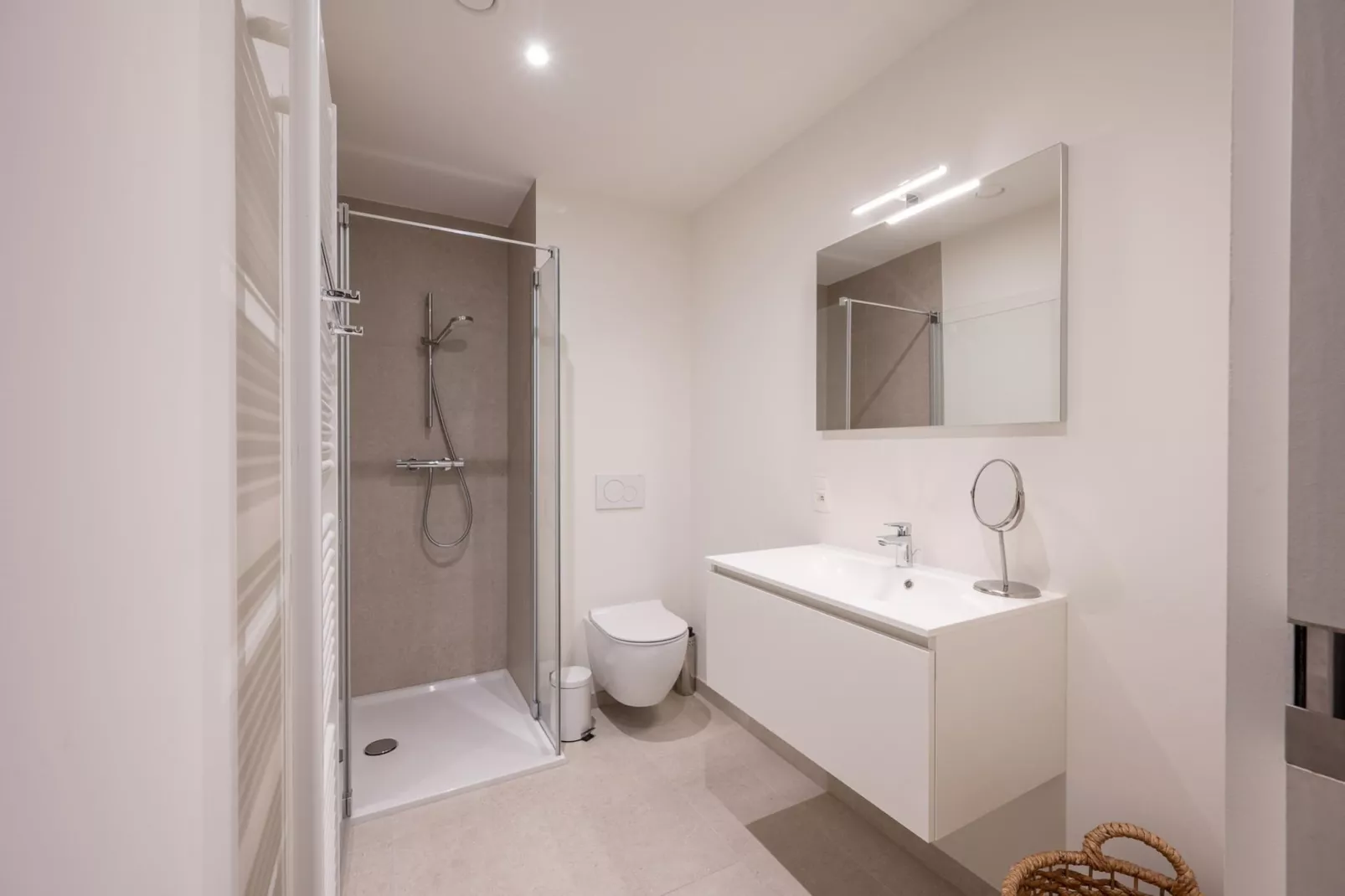 Residence Louise-I6B-Badkamer