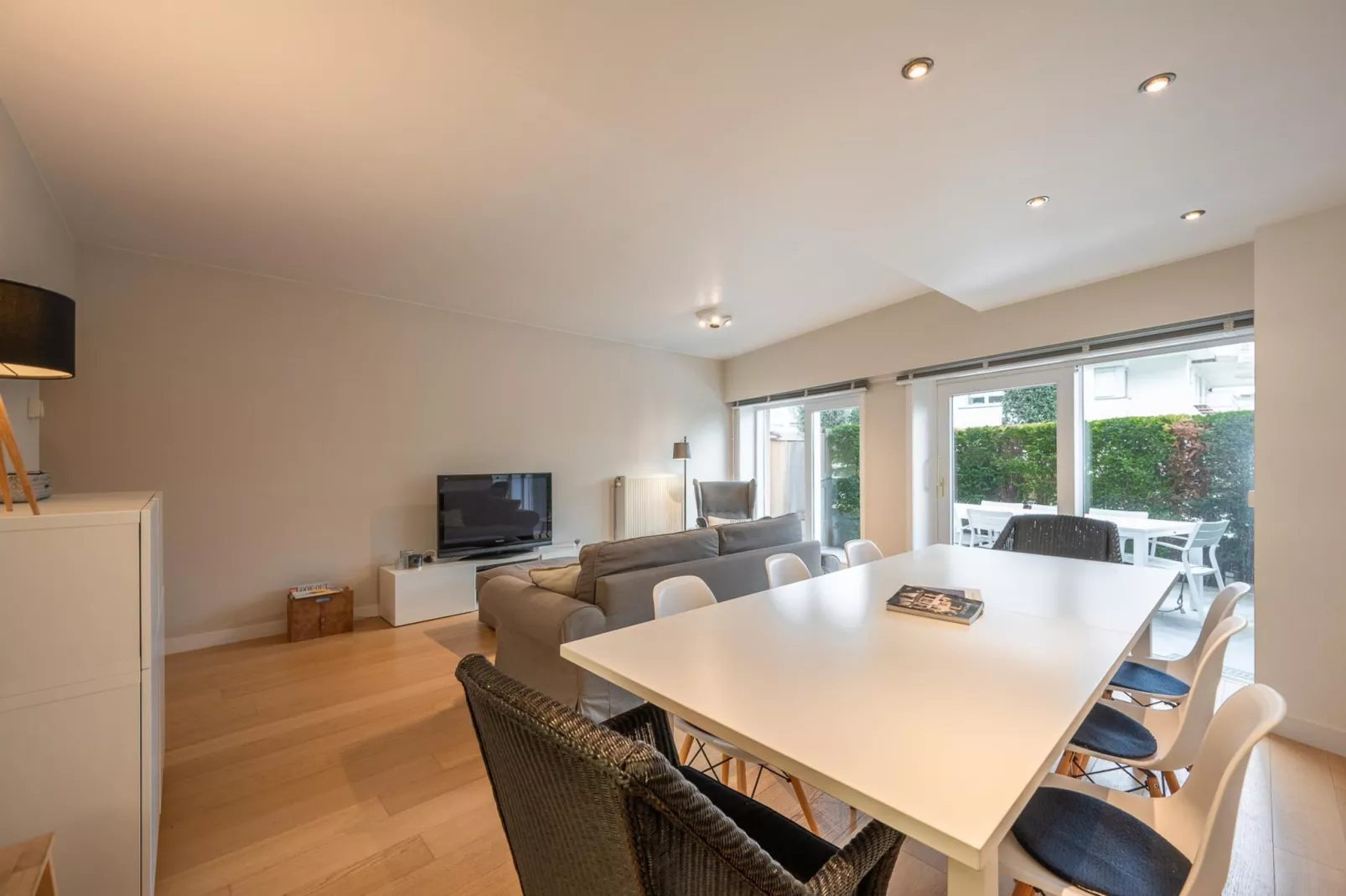 Residence Bergamo-01-Eetkamer