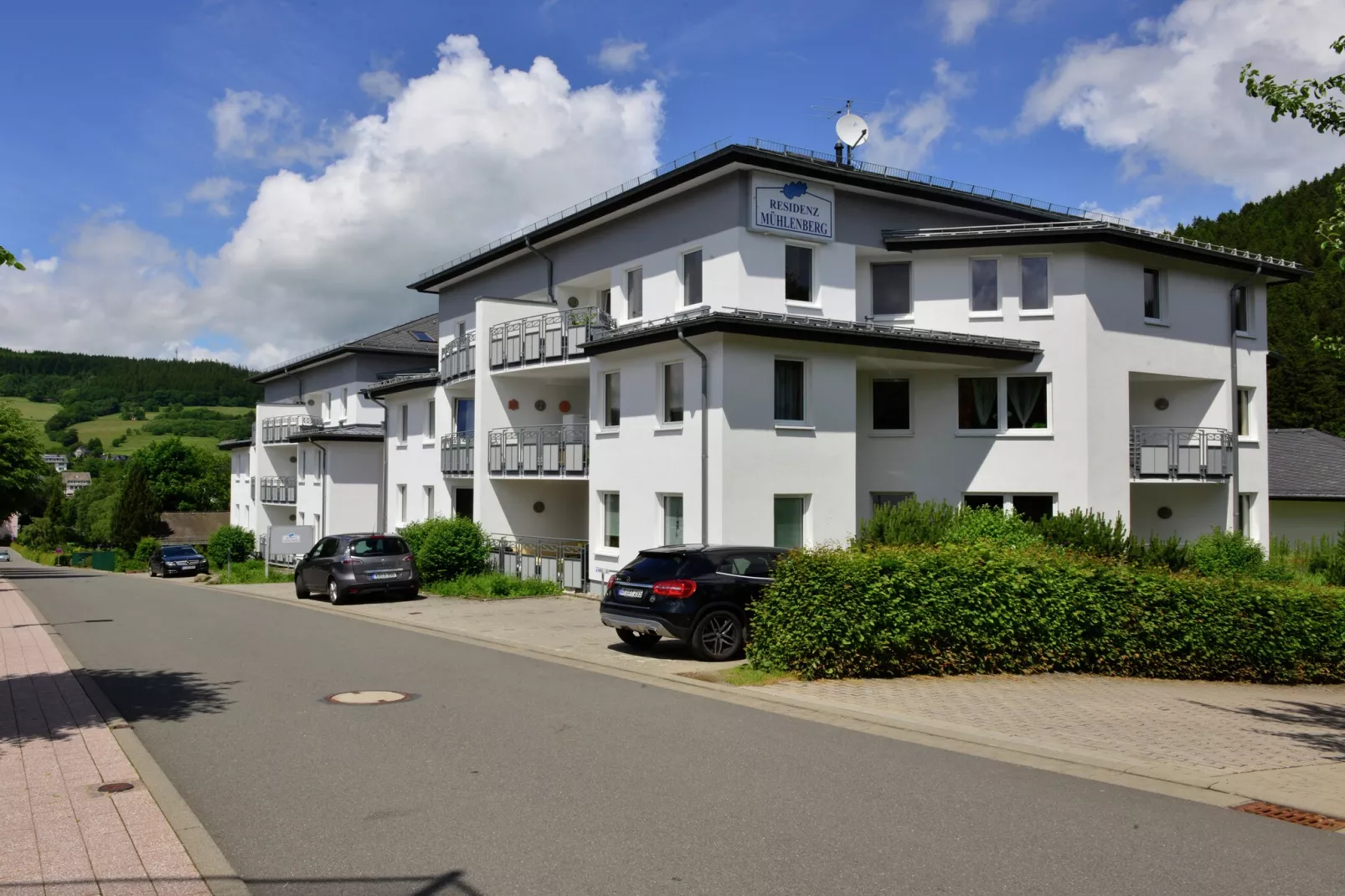 Residenz Mühlenberg-Buitenkant zomer