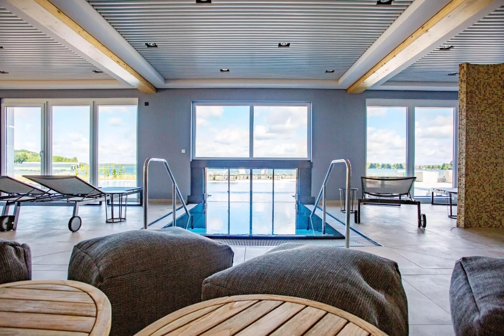 Apartments im MAREMÜRITZ Yachthafen Resort & Spa / Mare Grand Maisonette Suite 4 Personen-Spa