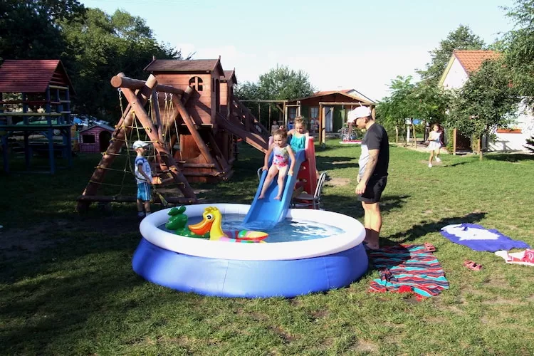 Parterowe domki wakacyjne dla max 4 osób w Jeleniu-Tuinen zomer