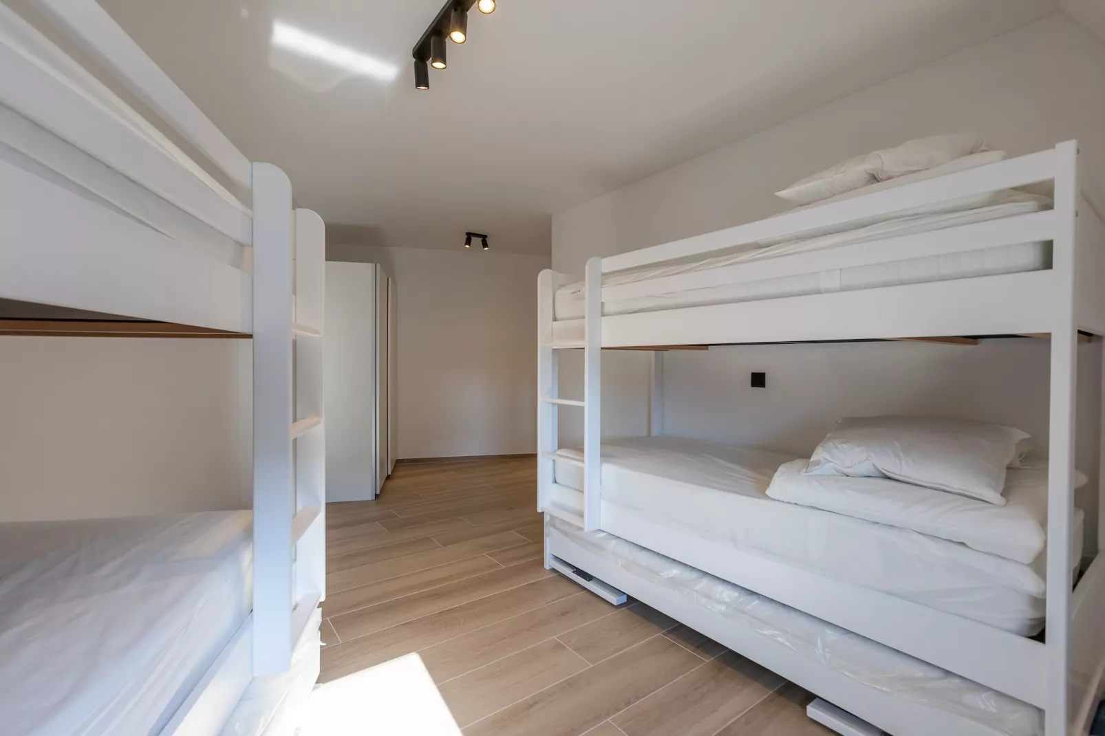 Green Lane The Sun  0401-Slaapkamer