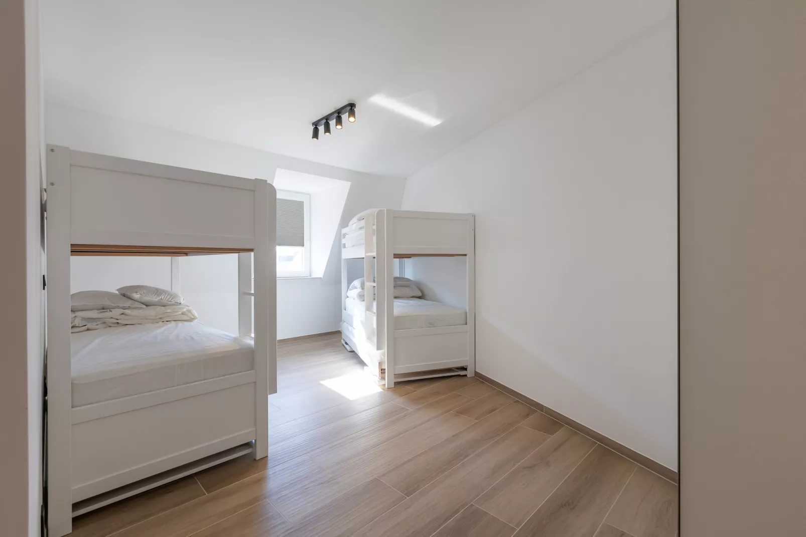 Green Lane The Sun  0401-Slaapkamer