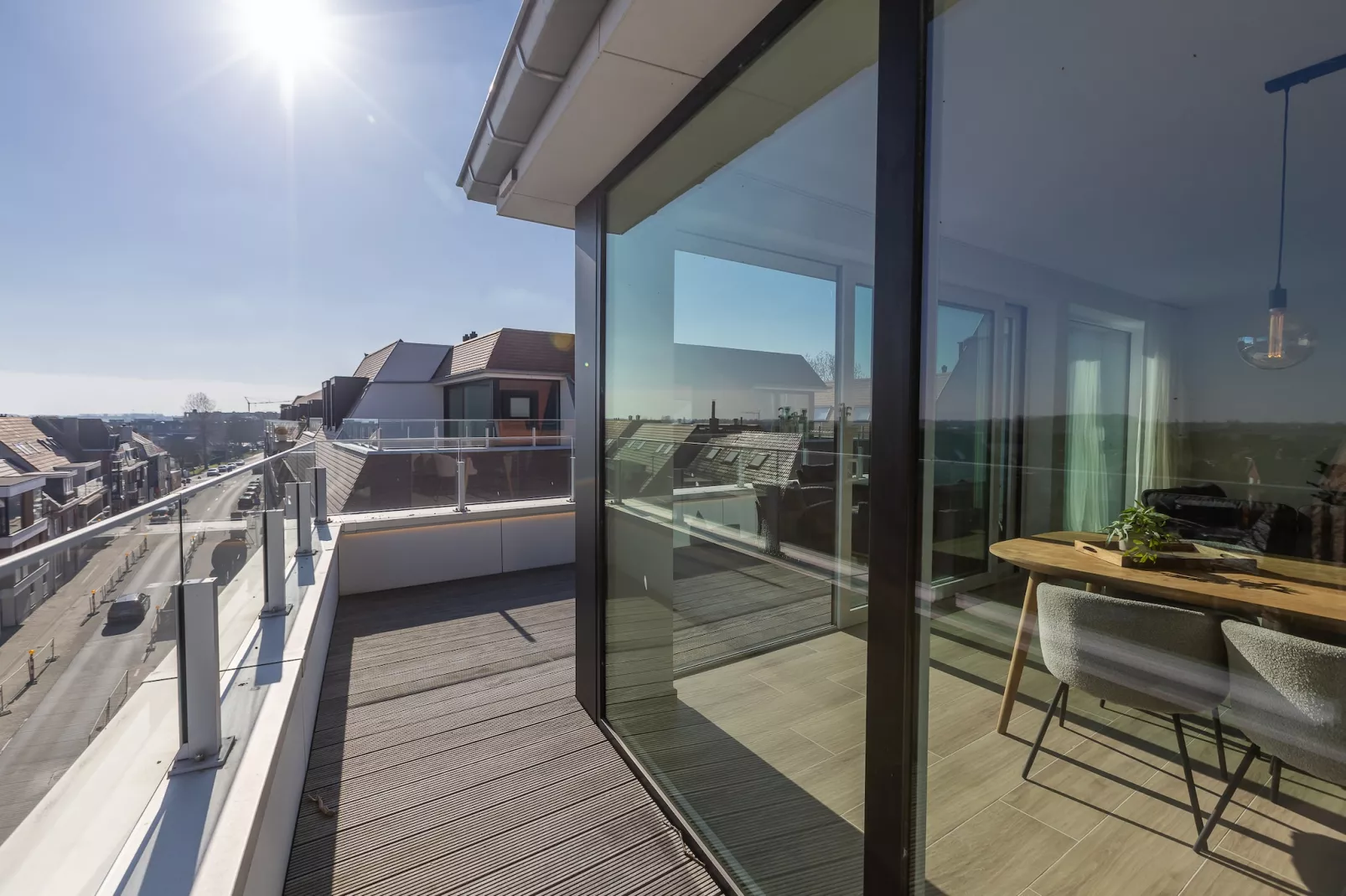 Green Lane The Sun  0401-Terrasbalkon
