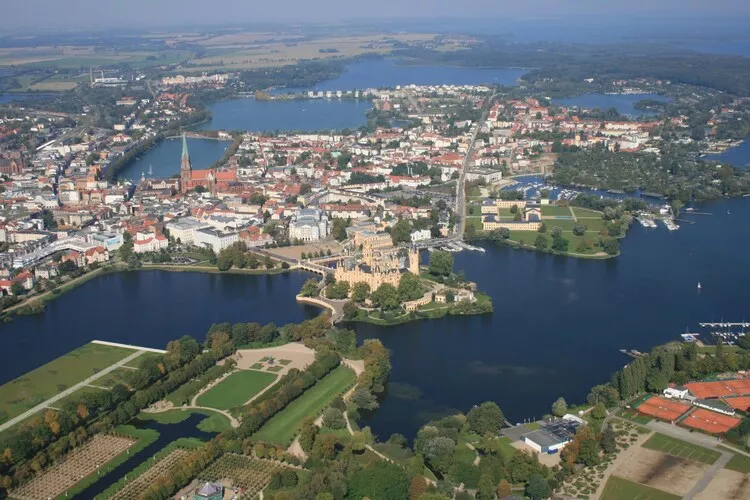 Residence Park am Schweriner See / Studio 40 qm-Gebieden zomer 5km
