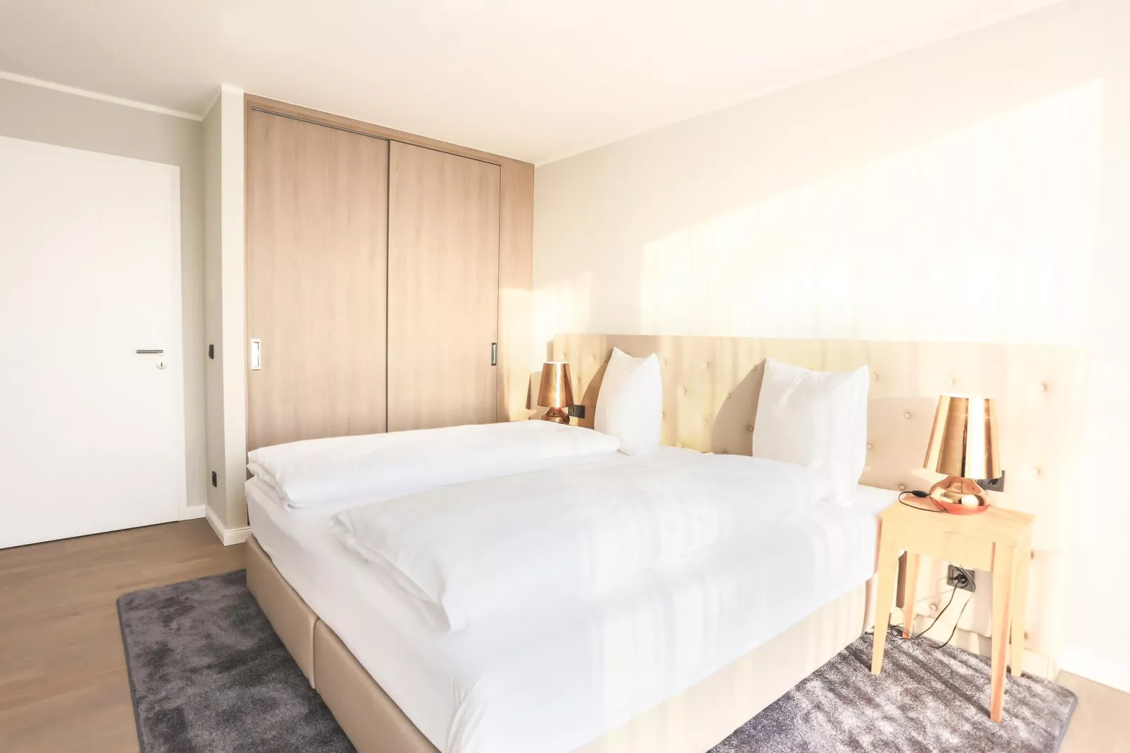 Apartments im MAREMÜRITZ Yachthafen Resort & Spa / Anker Penthouse Suite 3 Personen-Slaapkamer