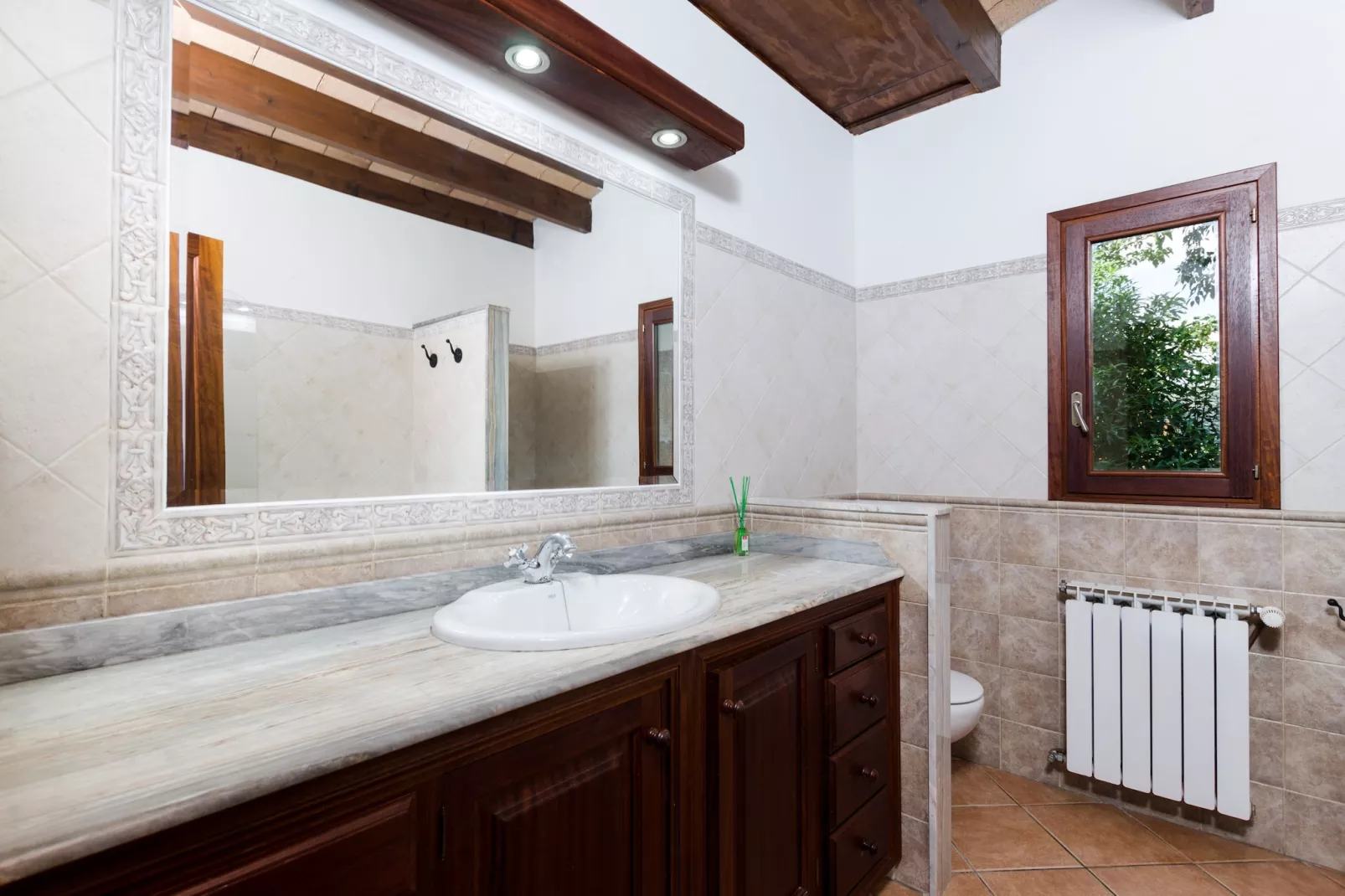 Sa Resclosa-Badkamer