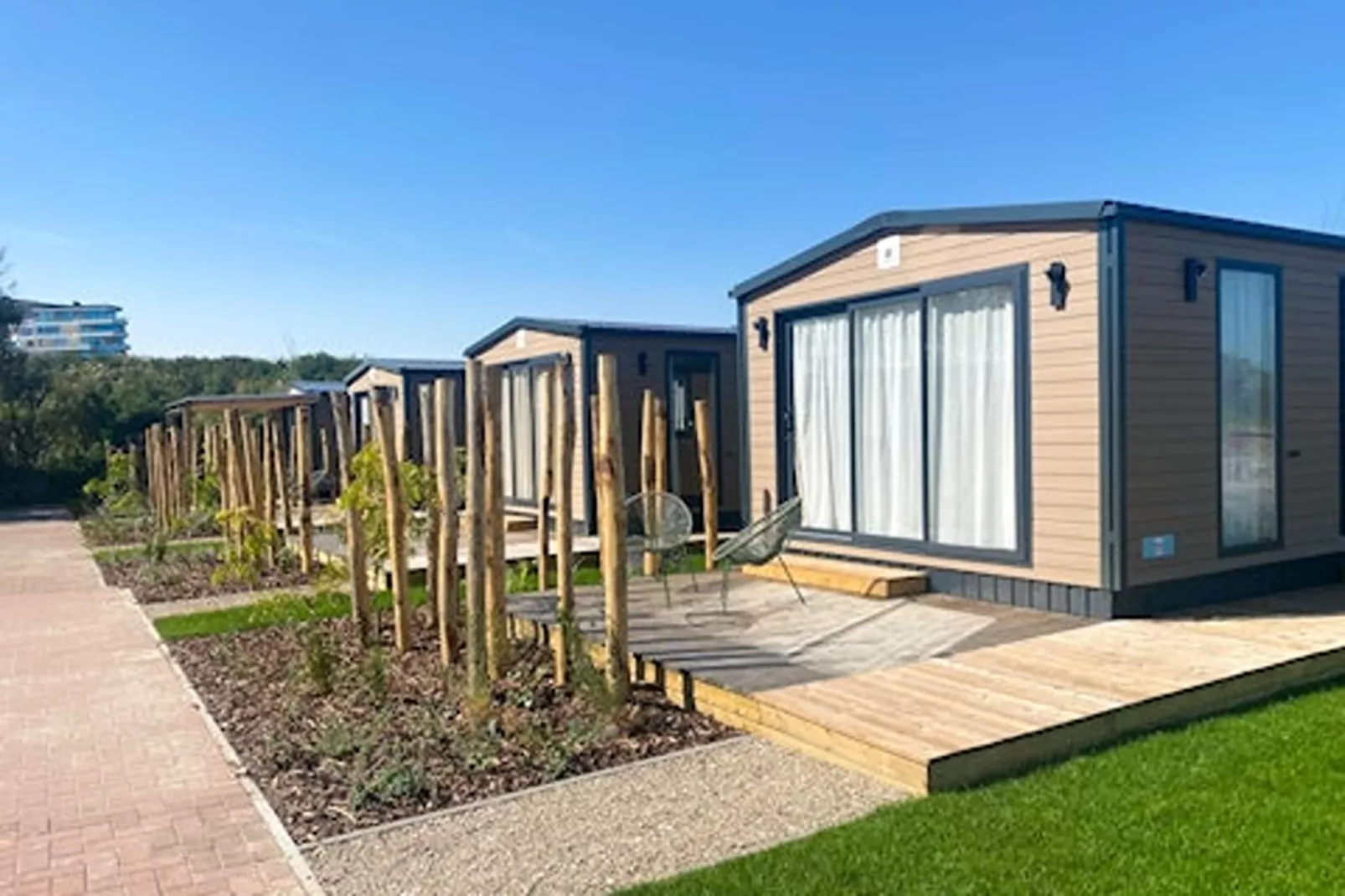 Resort Beachside 2-Buitenkant zomer