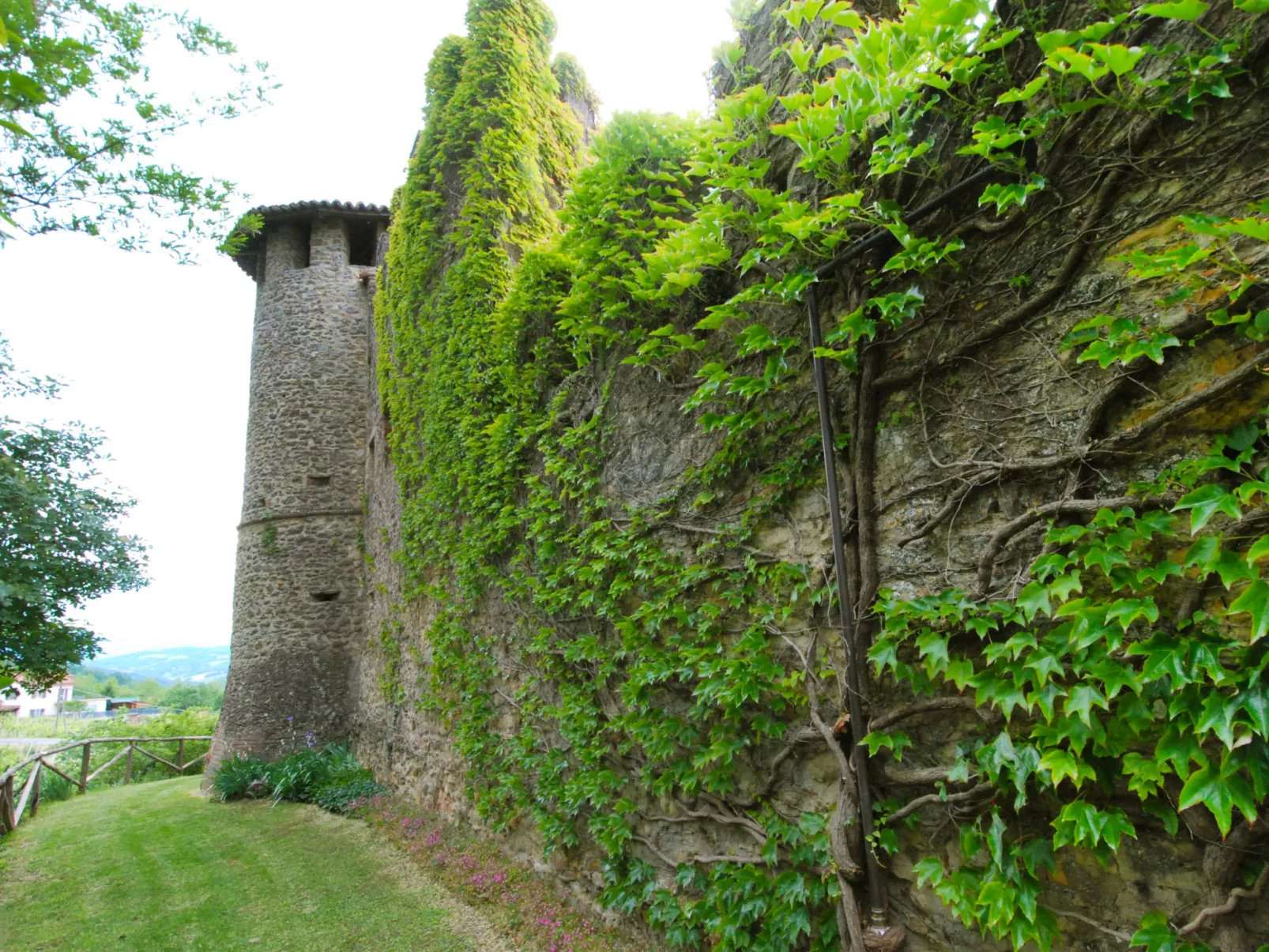 Castello di Magnano-Buiten