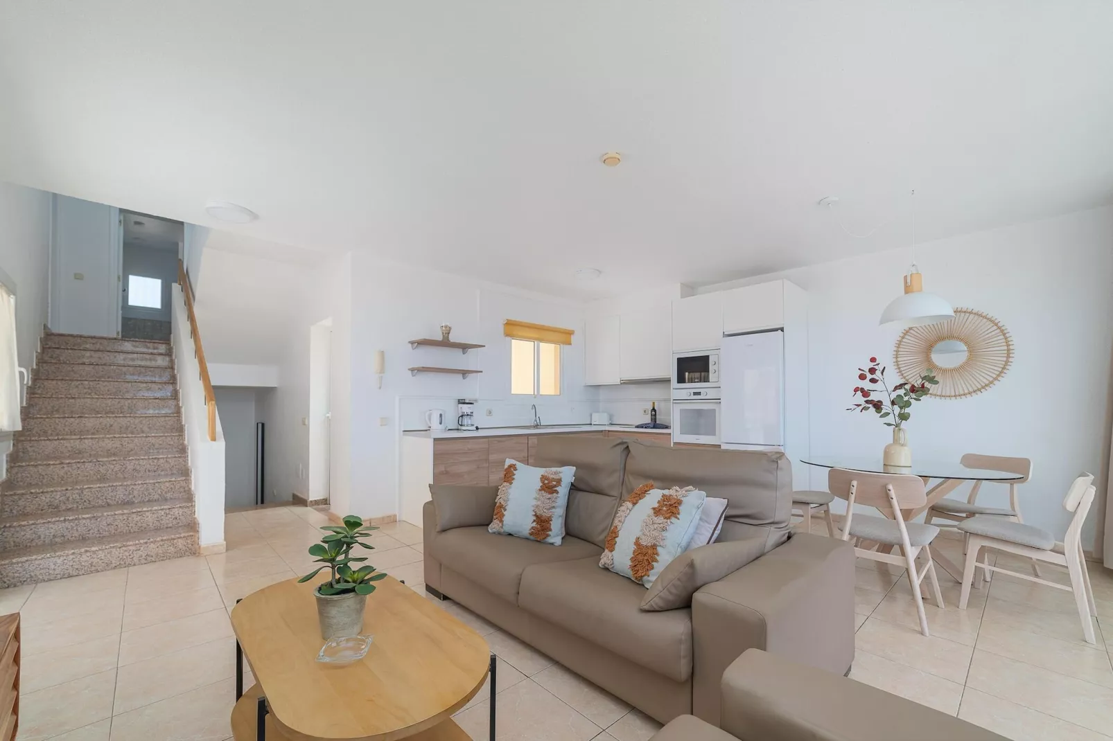 Villas Montesolana Standard 4 Pax-Woonkamer