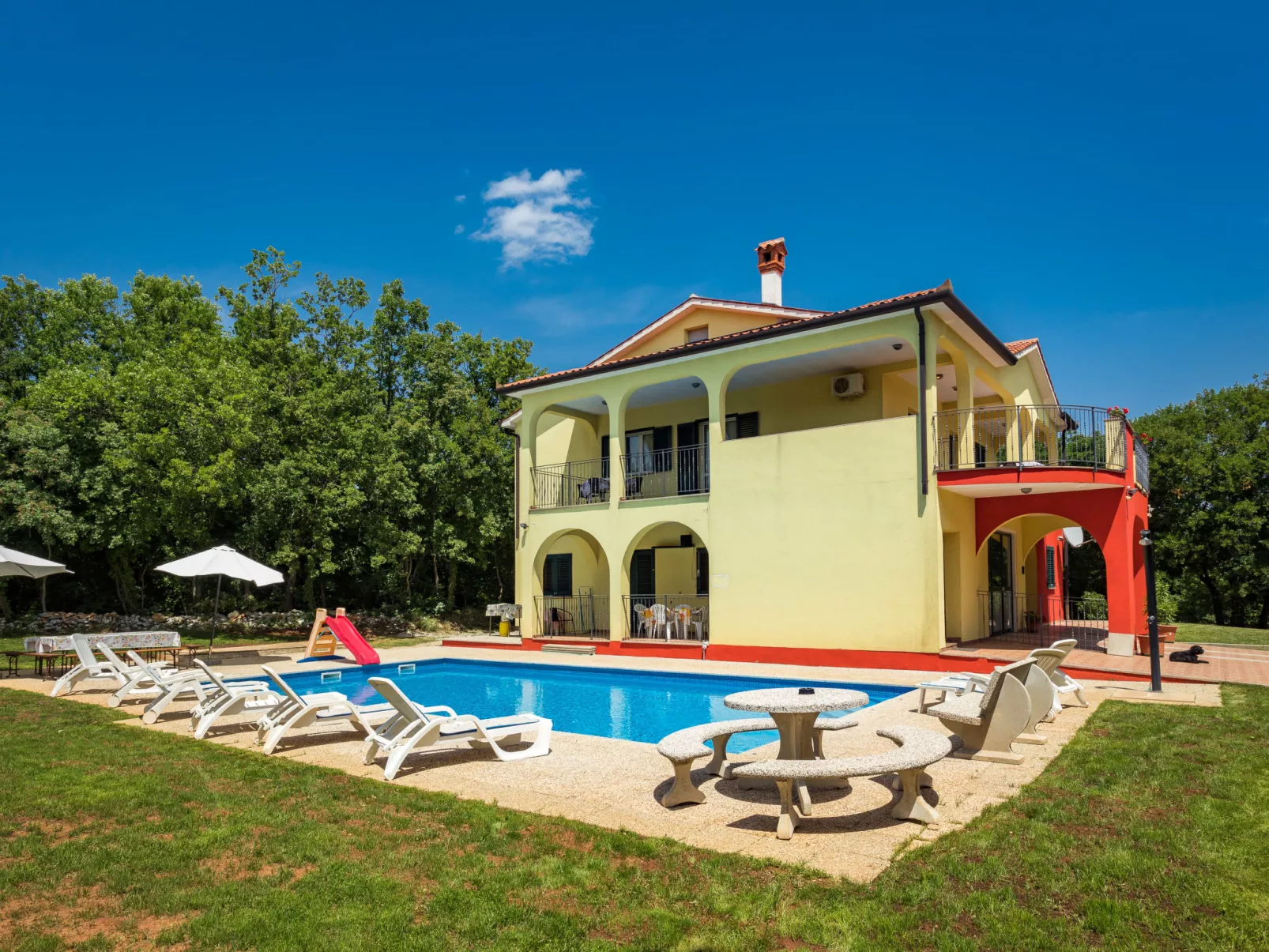 Villa Tanne (LBN427)-Buiten
