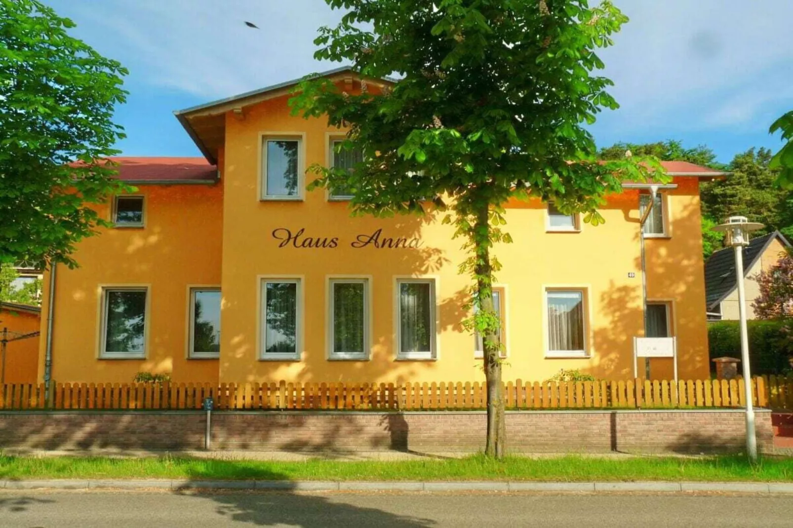 106553