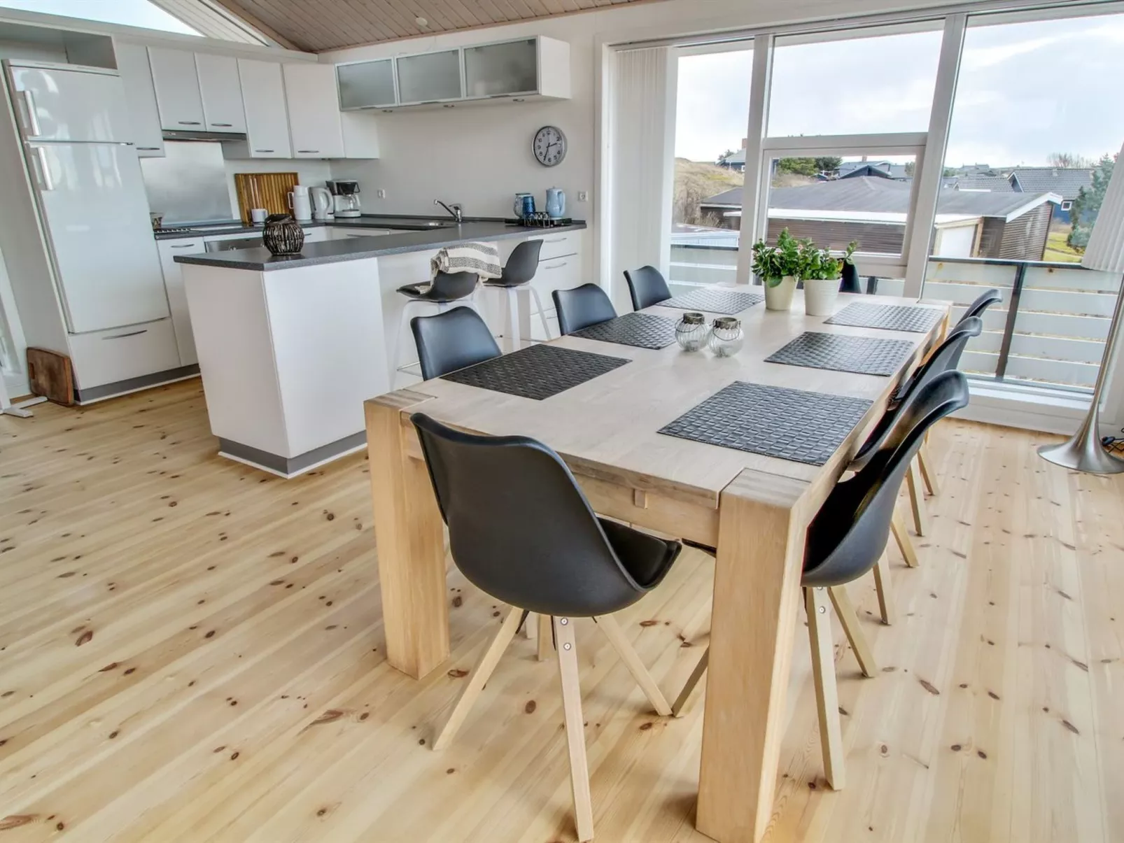 "Ute" - 200m from the sea-Binnen