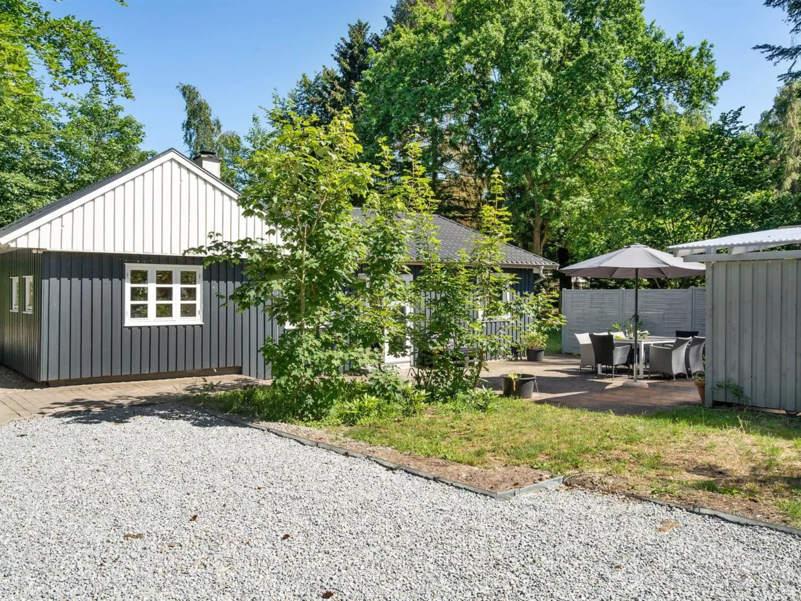 "Tannie" - 300m from the sea-Buiten