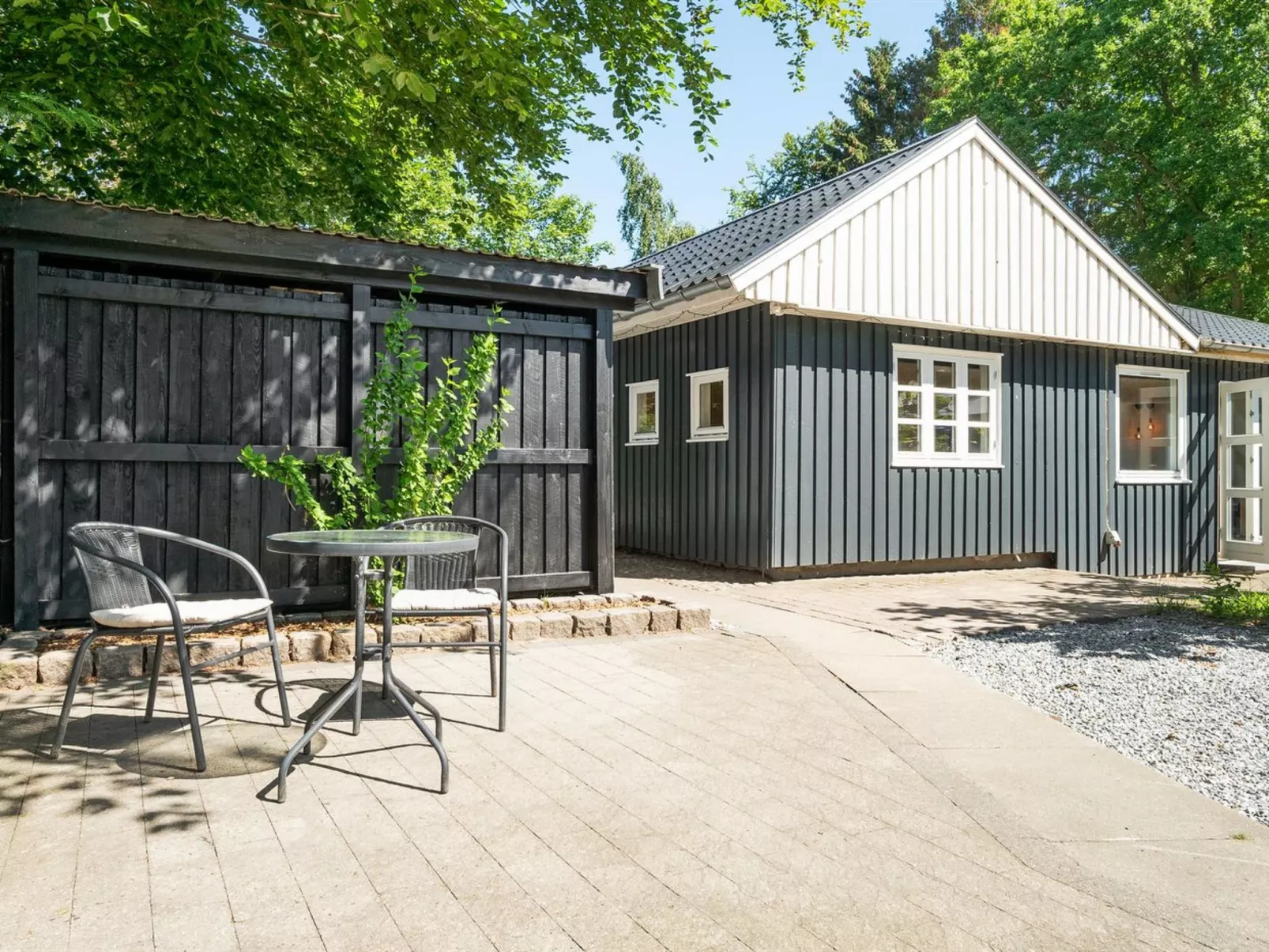 "Tannie" - 300m from the sea-Buiten