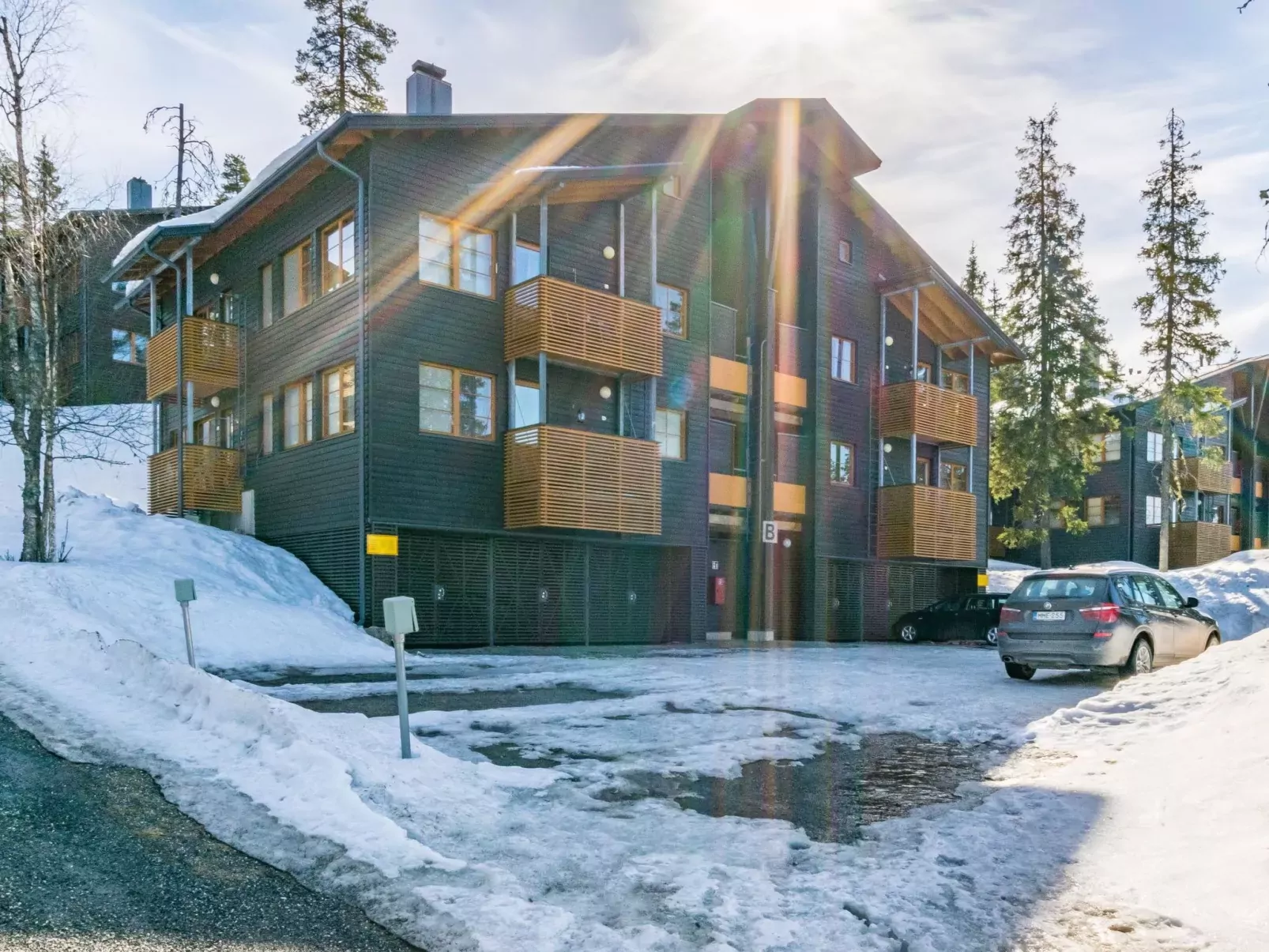 Karhunvartijan linna b16-Buiten